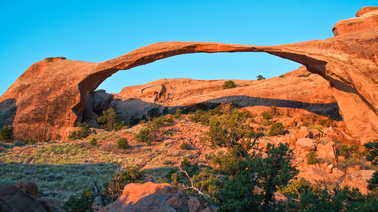 Brown Rock Formation Under Blue Sky During Daytime. Wallpaper in 1280x720 Resolution