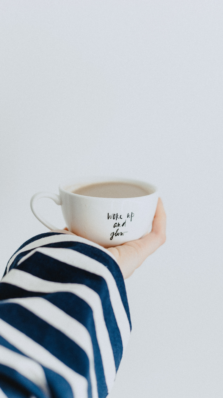 White and Black Ceramic Mug. Wallpaper in 750x1334 Resolution
