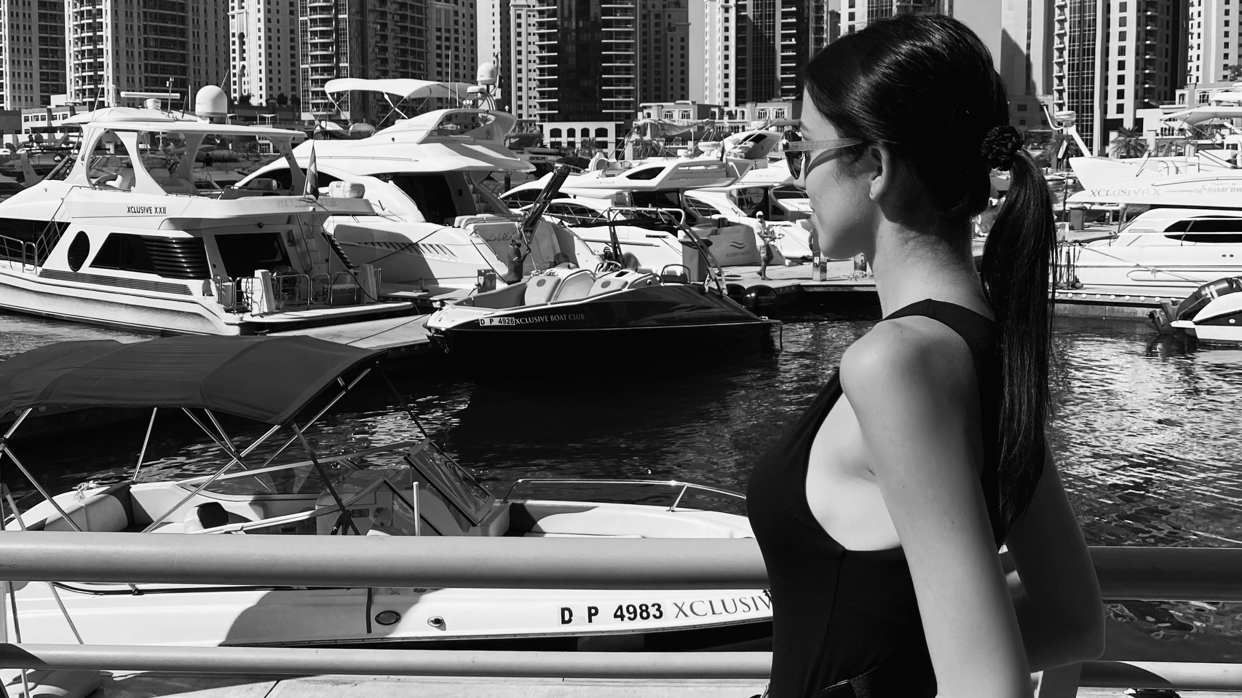 Noir et Blanc, Tour de Bloc, Métropole, Paysage Urbain, Gratte-ciel. Wallpaper in 2560x1440 Resolution