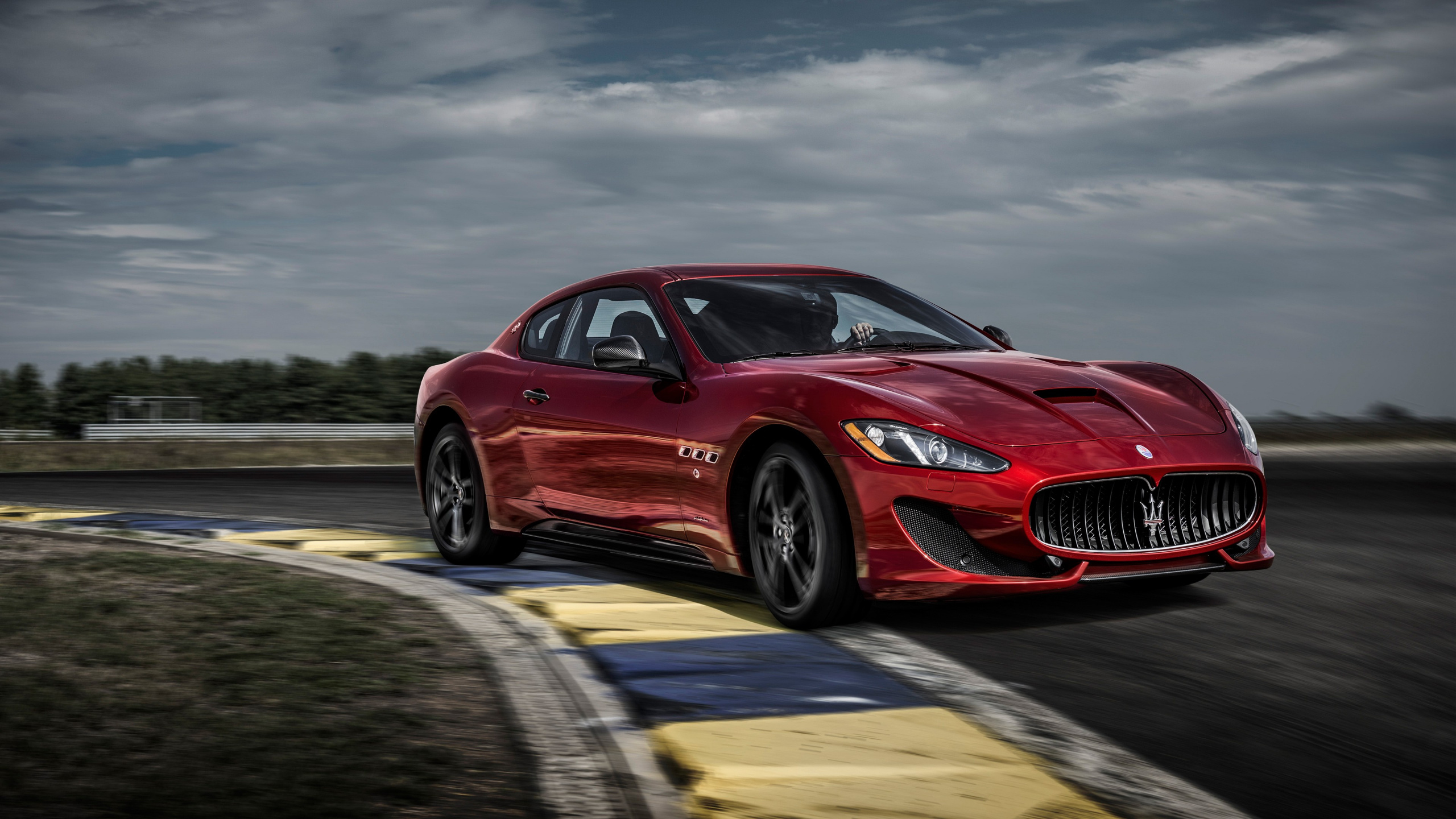 2017 Maserati GranTurismo, Maserati, Sports Car, Maserati GranSport, Maserati GranCabrio. Wallpaper in 2560x1440 Resolution