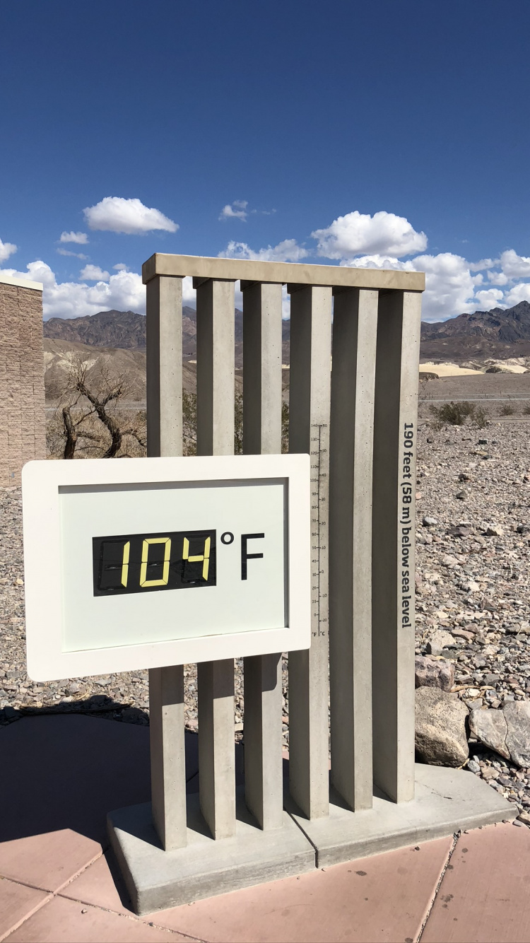 USA, Nevada, Death Valley, Death Valley National Park, Architektur. Wallpaper in 750x1334 Resolution