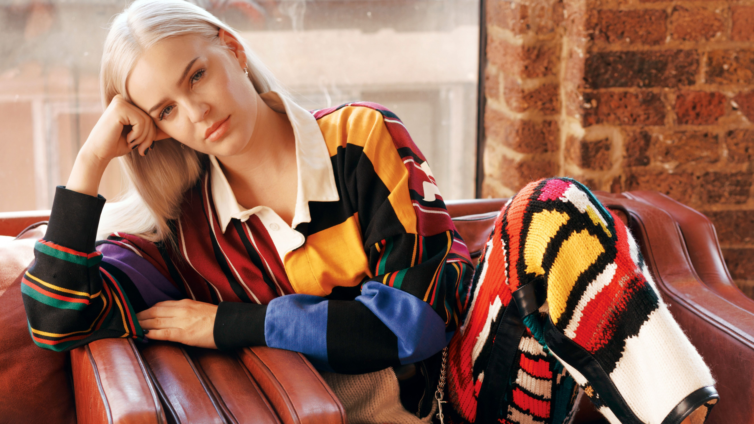 Anne-Marie, Accessoire de Mode, 2002, Chanteur, Auteur-compositeur-interprète. Wallpaper in 2560x1440 Resolution