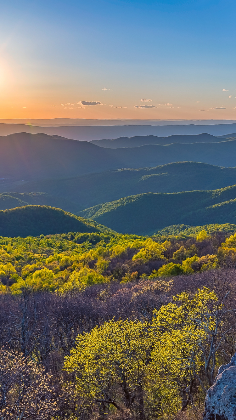 Atmosphäre, Cloud, Ökoregion, Naturlandschaft, Hochland. Wallpaper in 750x1334 Resolution