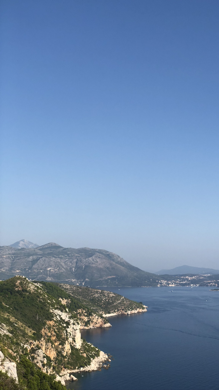 Gewässer, Küste, Wasserstraße, Meer, Insel. Wallpaper in 750x1334 Resolution