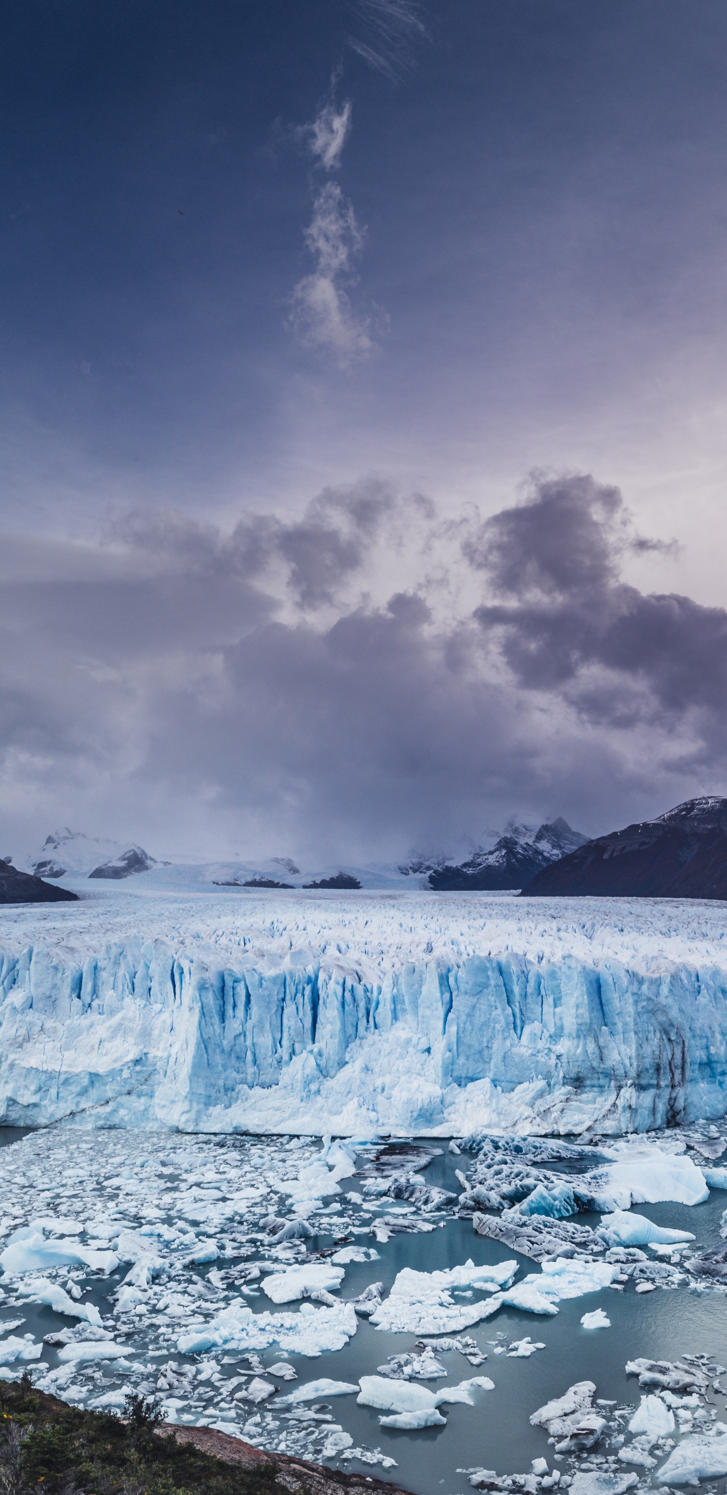 Glacier, Glacier Périto Moreno, le Lac Glaciaire, Fjord, Iceberg. Wallpaper in 1440x2960 Resolution