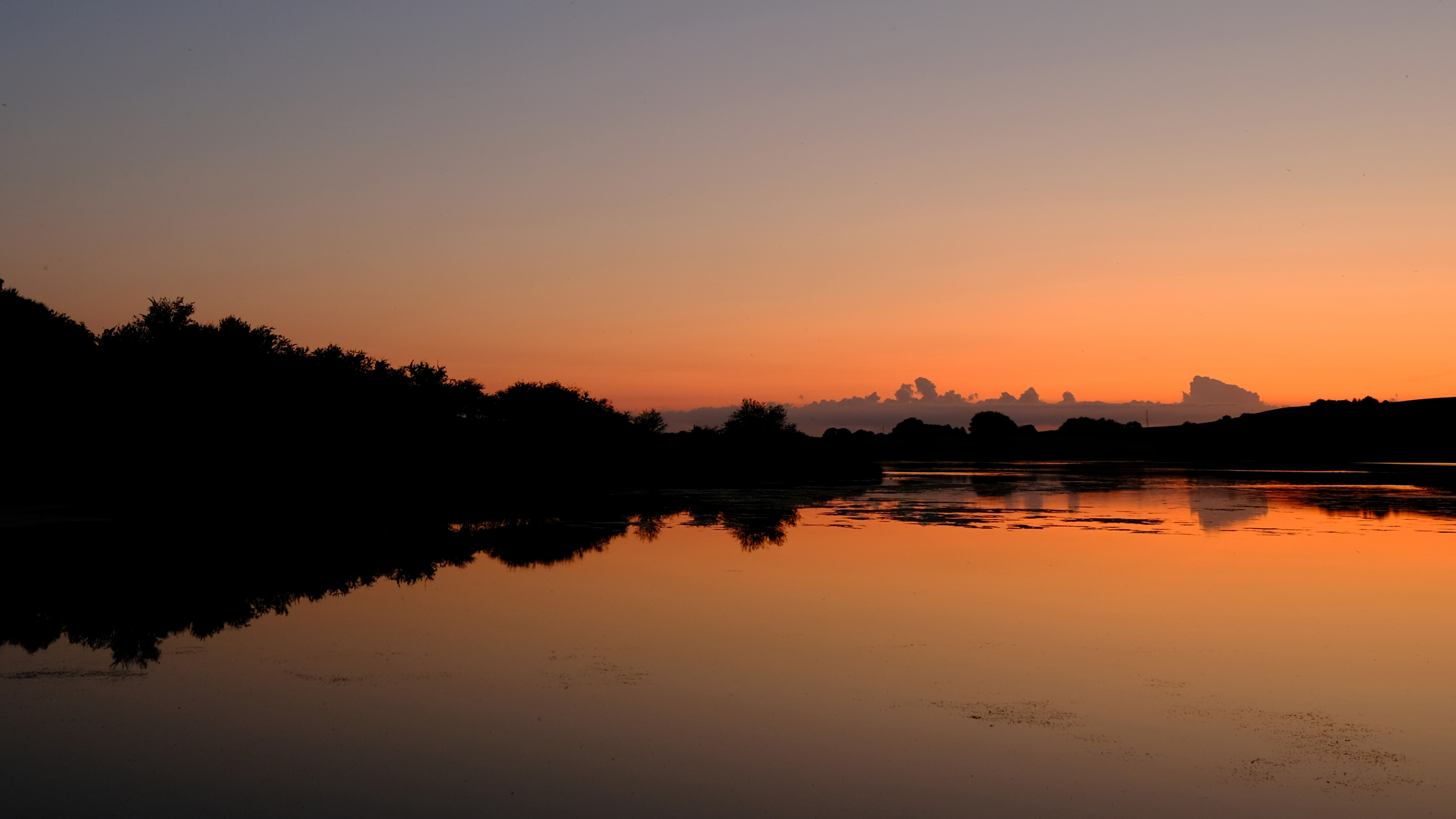 Puesta, Reflexión, Naturaleza, Agua, Azul. Wallpaper in 3840x2160 Resolution