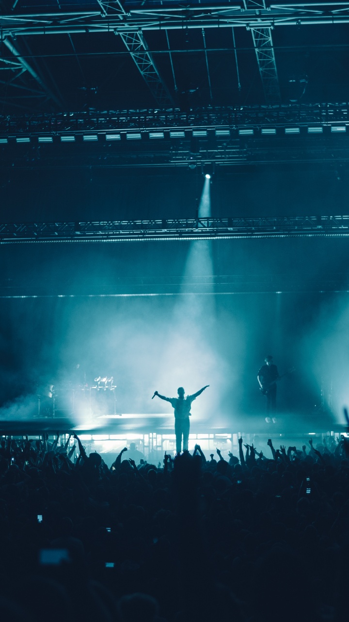 Concierto, Etapa, Concierto de Rock, Rendimiento, Artes Escénicas. Wallpaper in 720x1280 Resolution