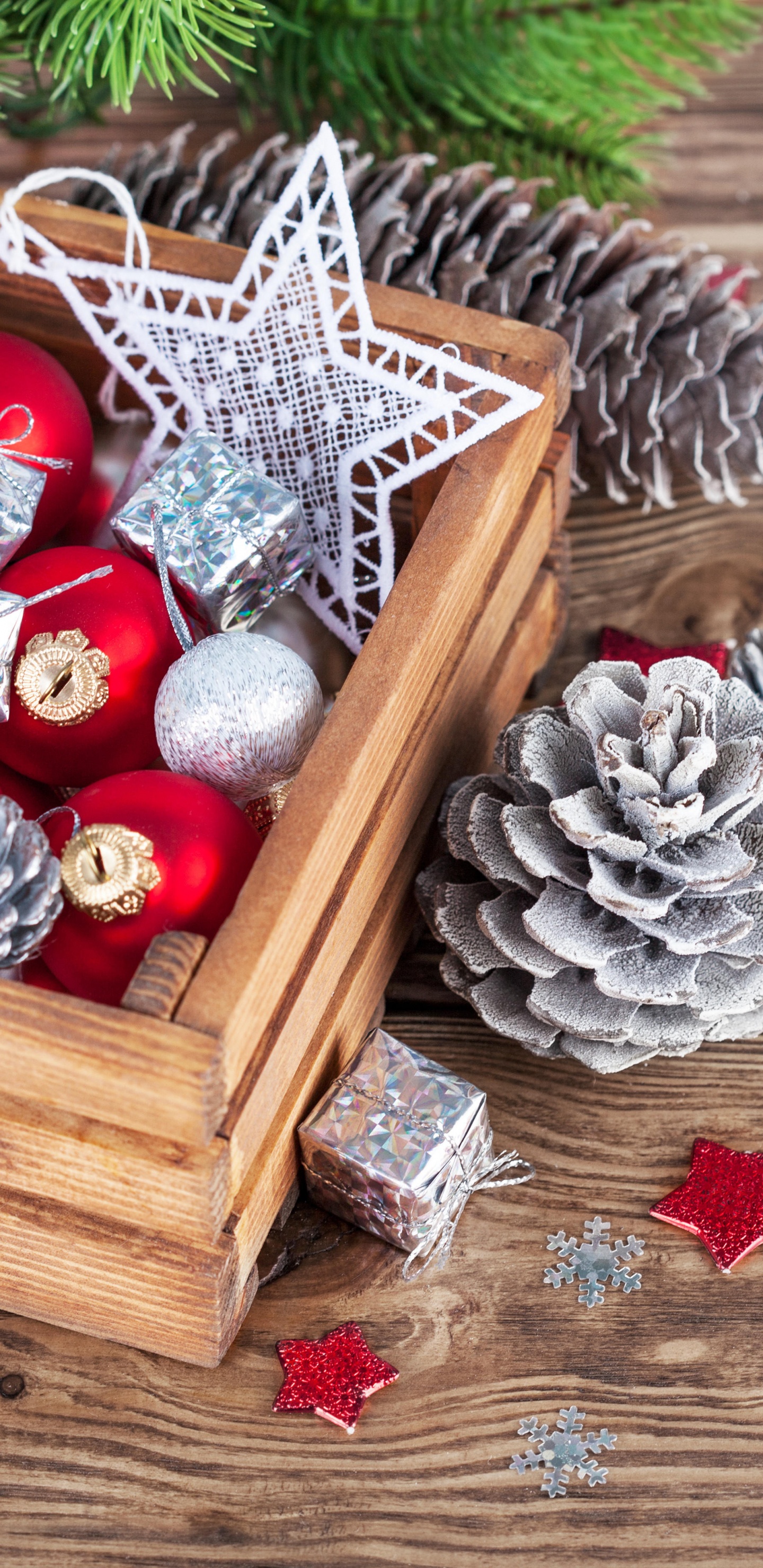 Weihnachten, Christmas Ornament, Weihnachtsbaum, Neujahr, Weihnachtsdekoration. Wallpaper in 1440x2960 Resolution