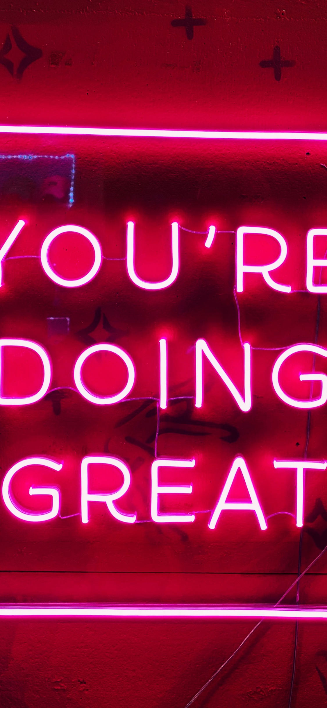 Tarjeta de Felicitación de Feliz Cumpleaños Roja y Blanca. Wallpaper in 1125x2436 Resolution