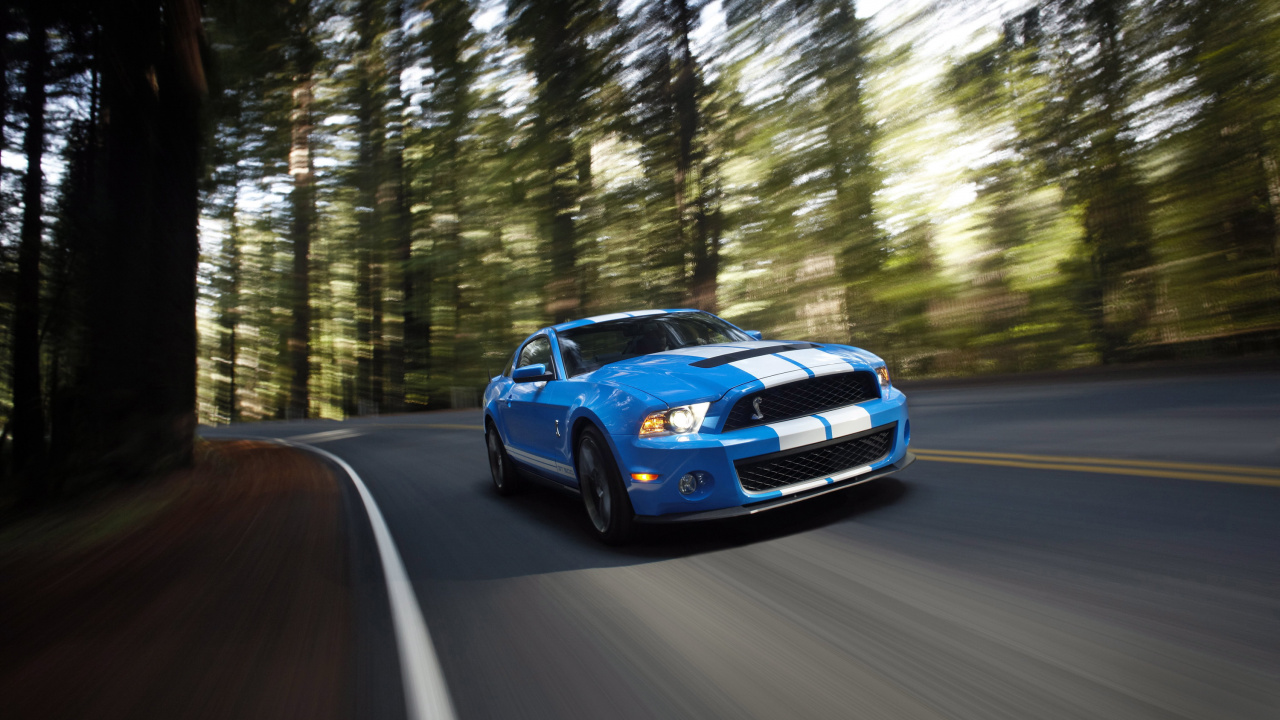 Blue Bmw m 3 on Road During Daytime. Wallpaper in 1280x720 Resolution