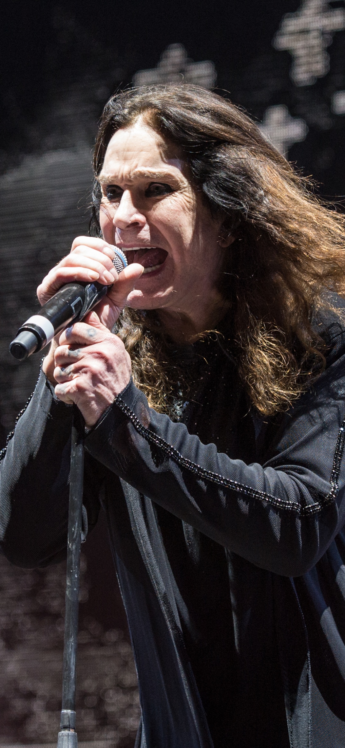Ozzy Osbourne, Black Sabbath, le Heavy Metal, Performance, la Musique de L'artiste. Wallpaper in 1125x2436 Resolution
