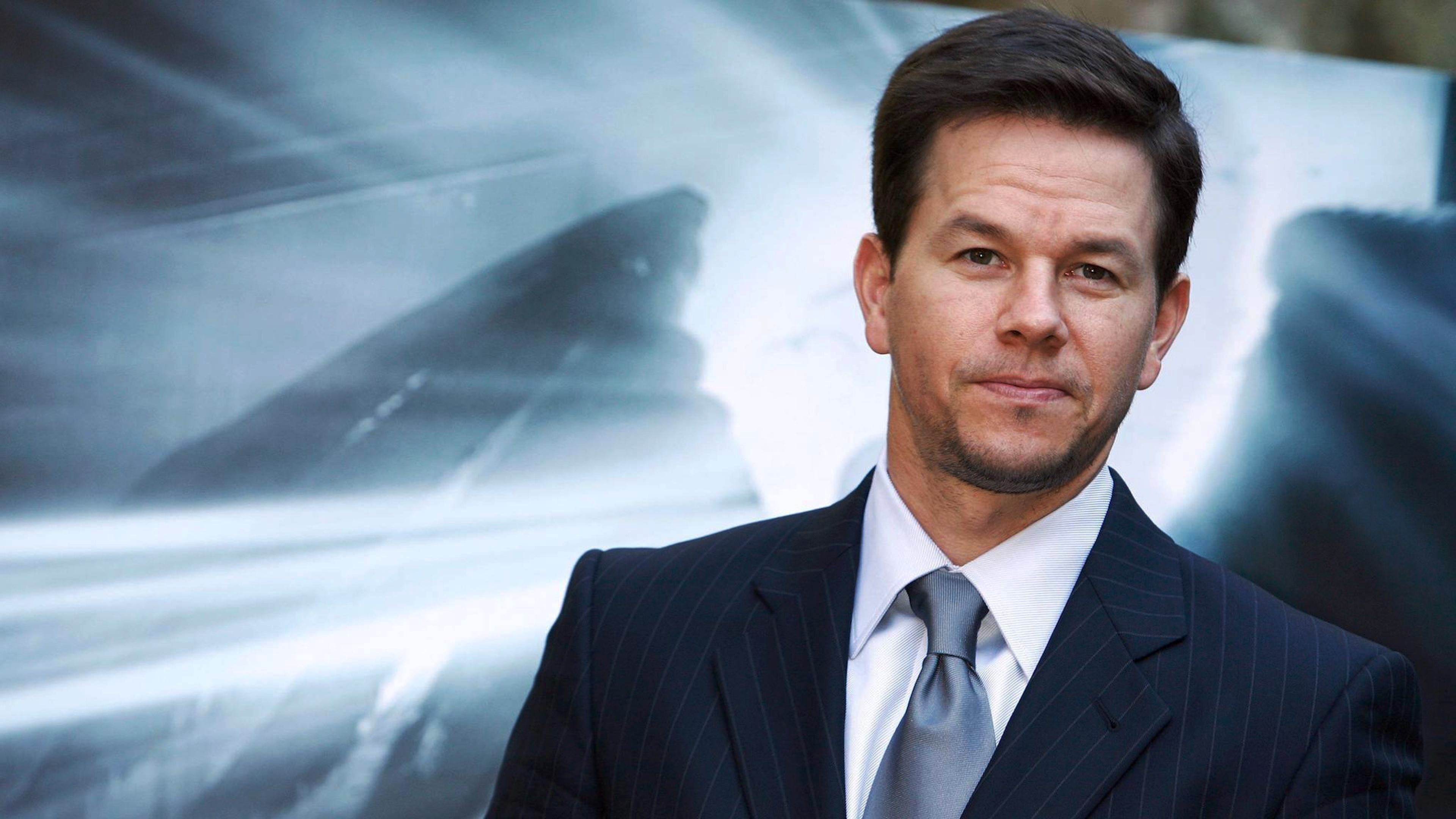 Mark Wahlberg, Kaufmann, Anzug, Beamte, Offizier. Wallpaper in 3840x2160 Resolution