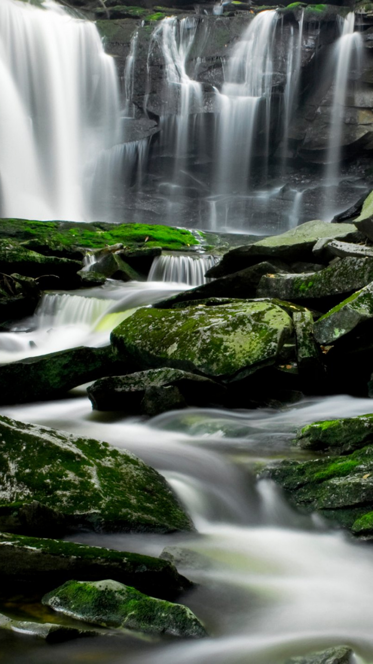Water Falls on Rocky Shore During Daytime. Wallpaper in 750x1334 Resolution