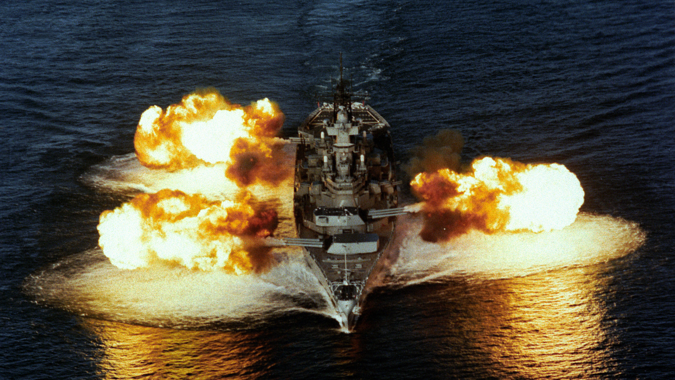 USS Iowa BB-61, Schlachtschiff, United States Navy, Kriegsschiff, Schiff. Wallpaper in 1366x768 Resolution