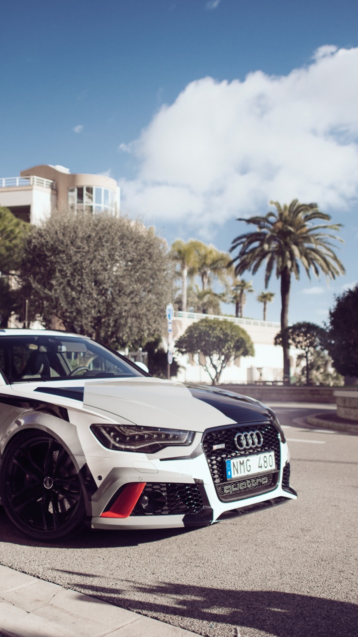 Audi R 8 Negro Estacionado en la Carretera de Asfalto Gris Durante el Día. Wallpaper in 720x1280 Resolution
