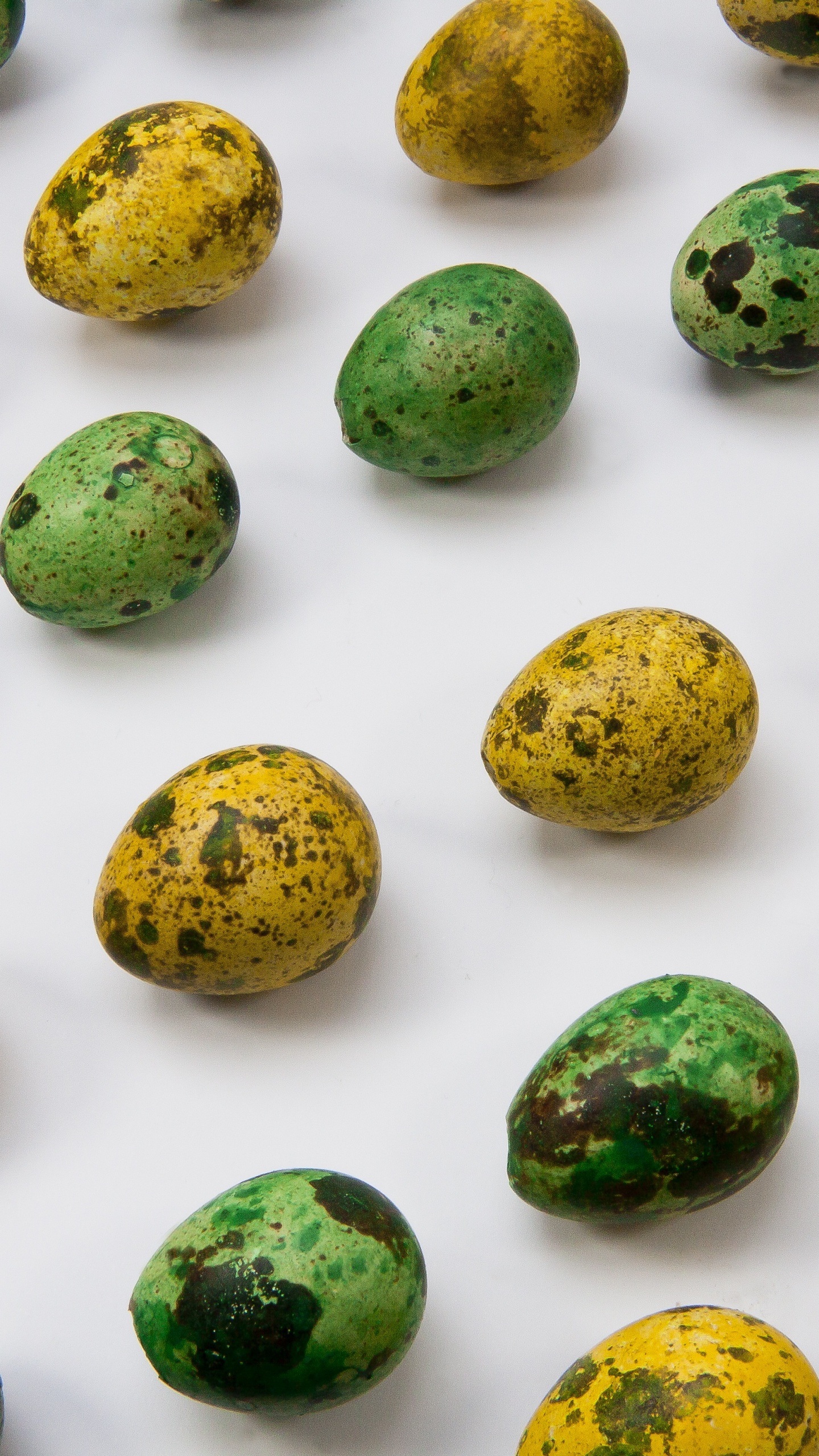 Green and Yellow Round Fruits. Wallpaper in 1440x2560 Resolution