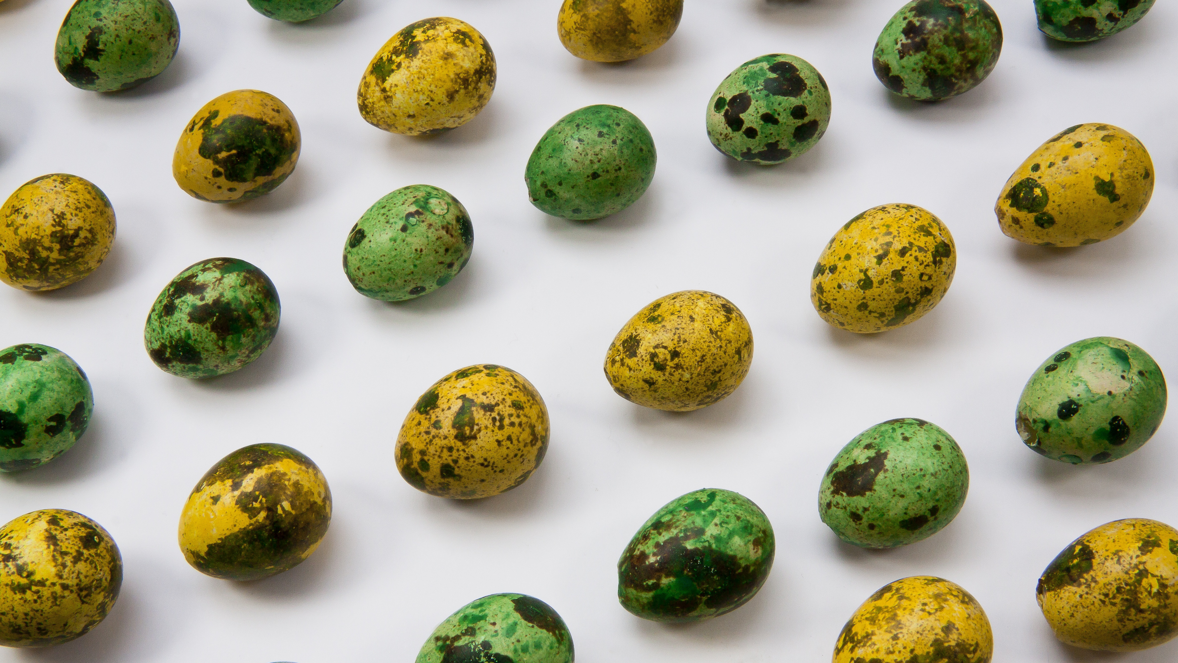 Green and Yellow Round Fruits. Wallpaper in 3840x2160 Resolution