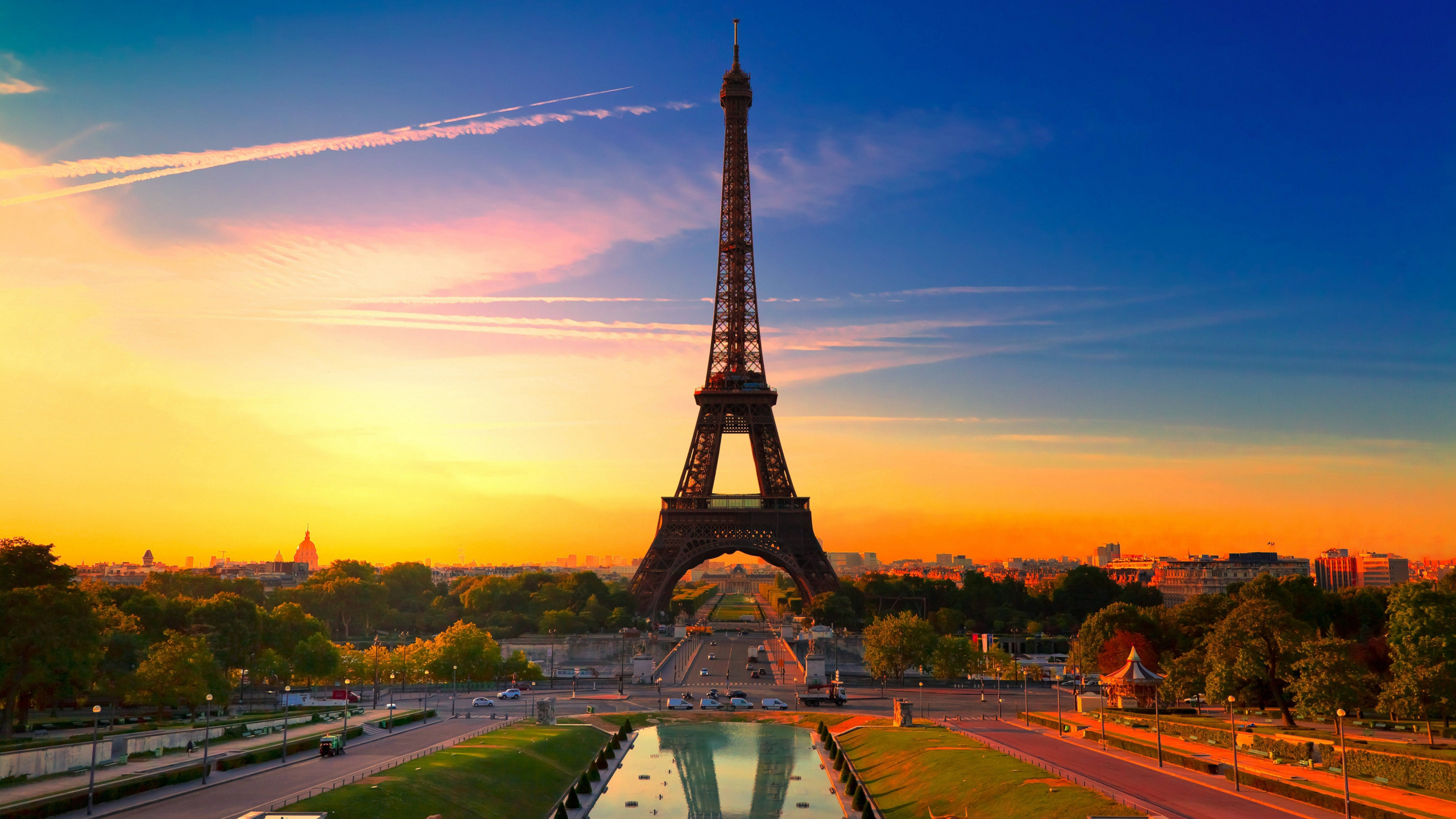 Tour Eiffel, Les Invalides, L'arc de Triomphe, Montparnasse, Avenue Anatole France. Wallpaper in 2560x1440 Resolution