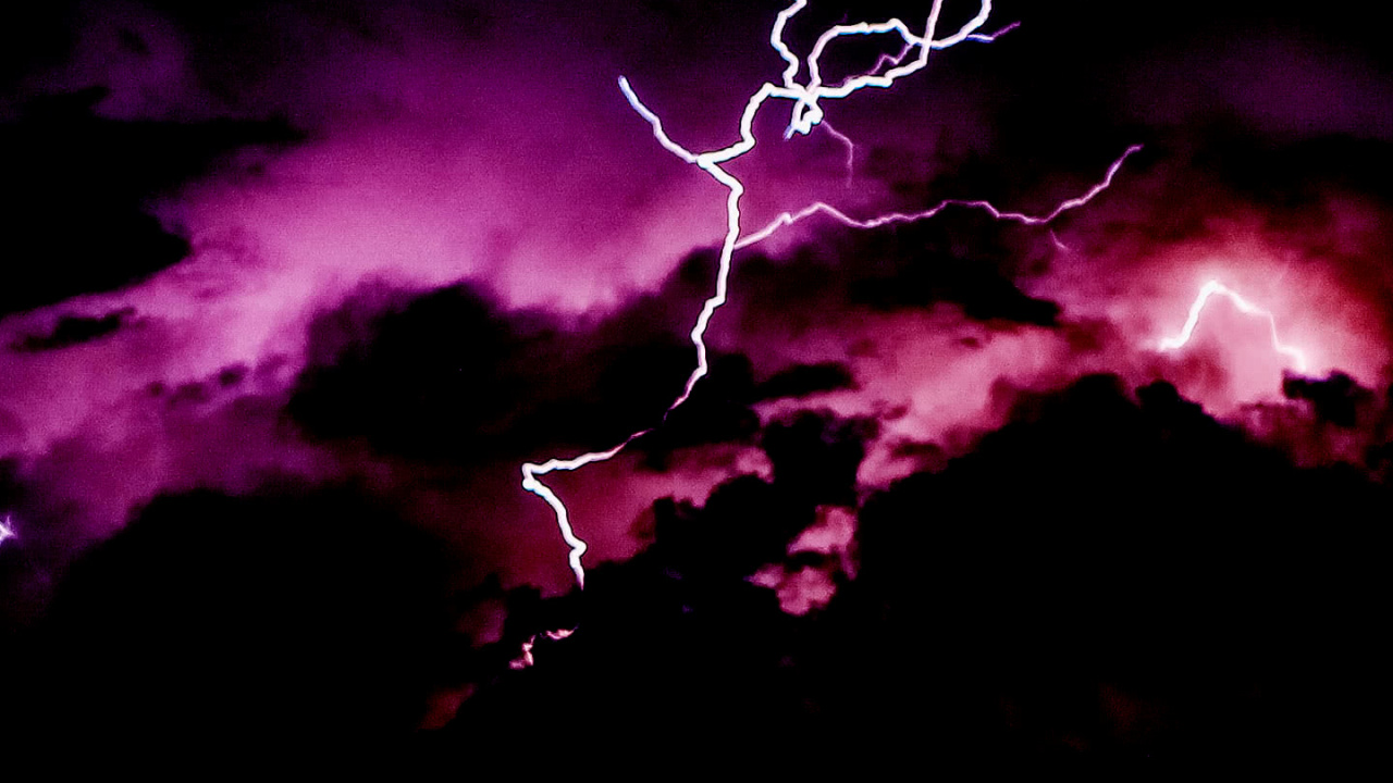 Internet Spieler, Donner, Blitz, Atmosphäre, Gewitter. Wallpaper in 1280x720 Resolution