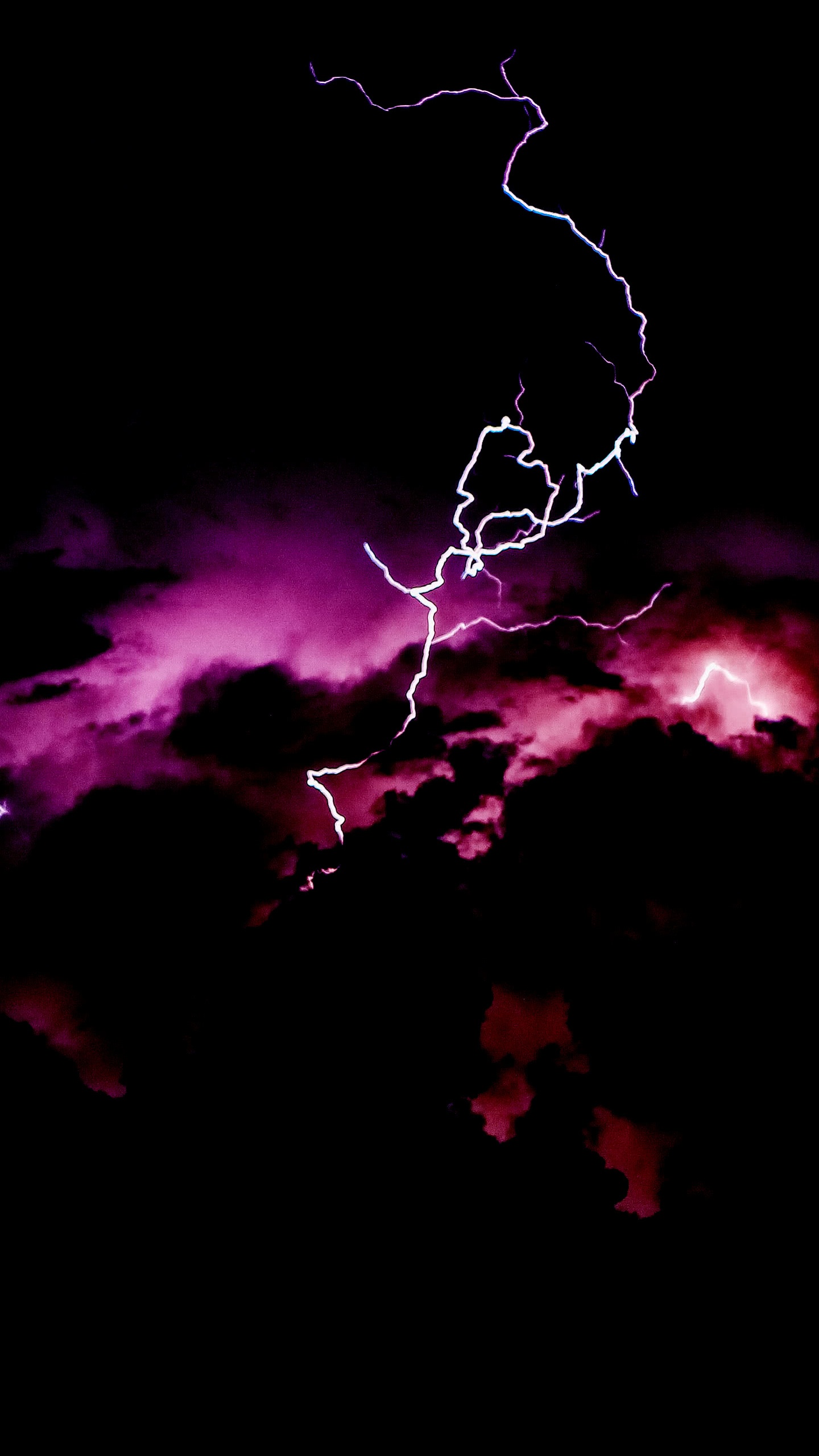 Reproductor Web, Trueno, Ambiente, Tormenta, Morado. Wallpaper in 1440x2560 Resolution