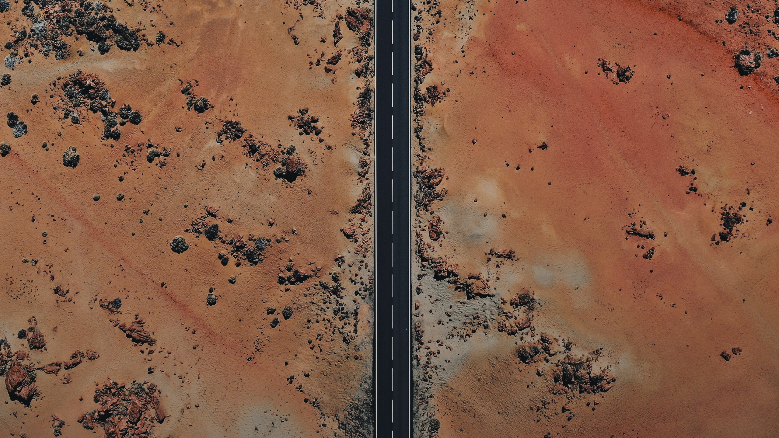 Rost, Brown, Metall, Etage, Fliesen. Wallpaper in 2560x1440 Resolution