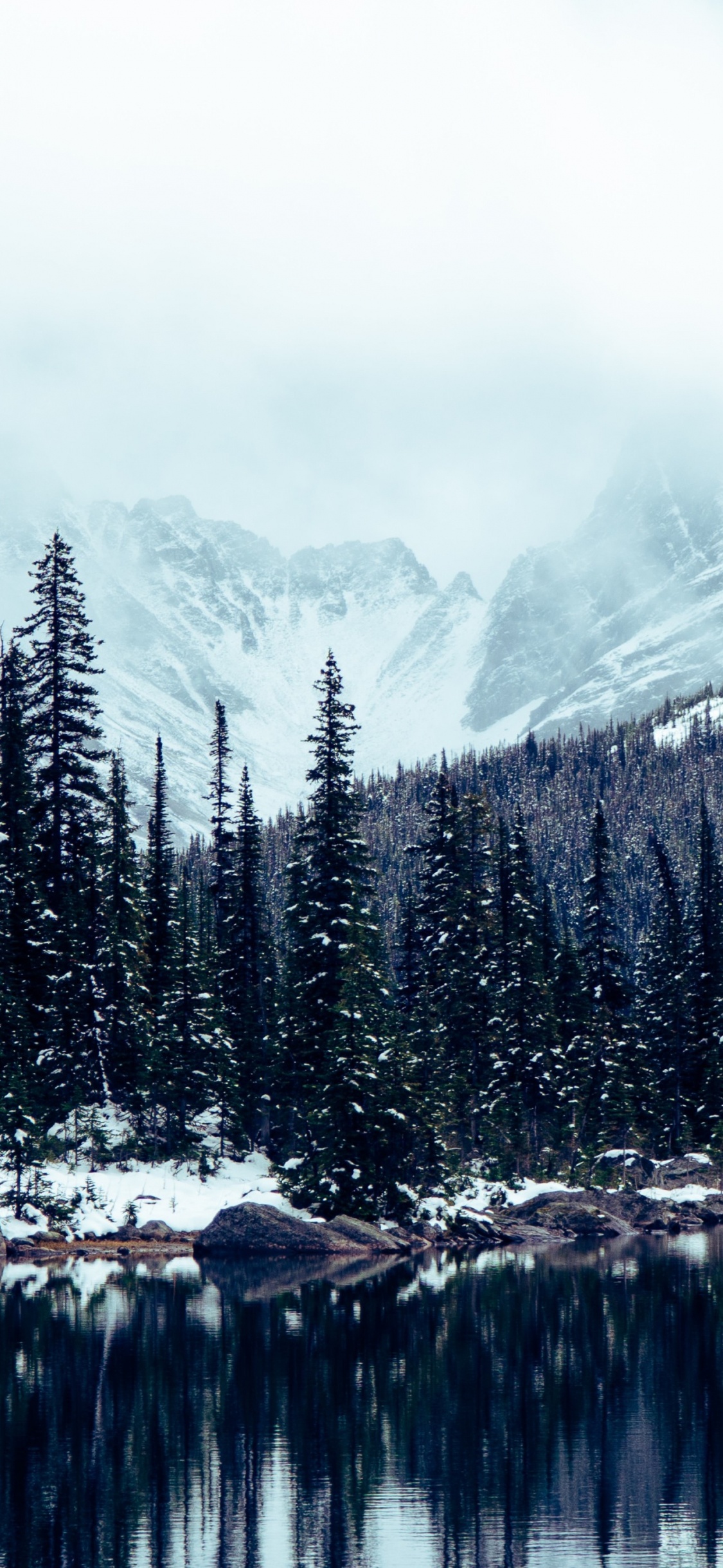 Jasper National Park, Saint Mary See, Moraine Lake, Jasper, Nationalpark. Wallpaper in 1125x2436 Resolution