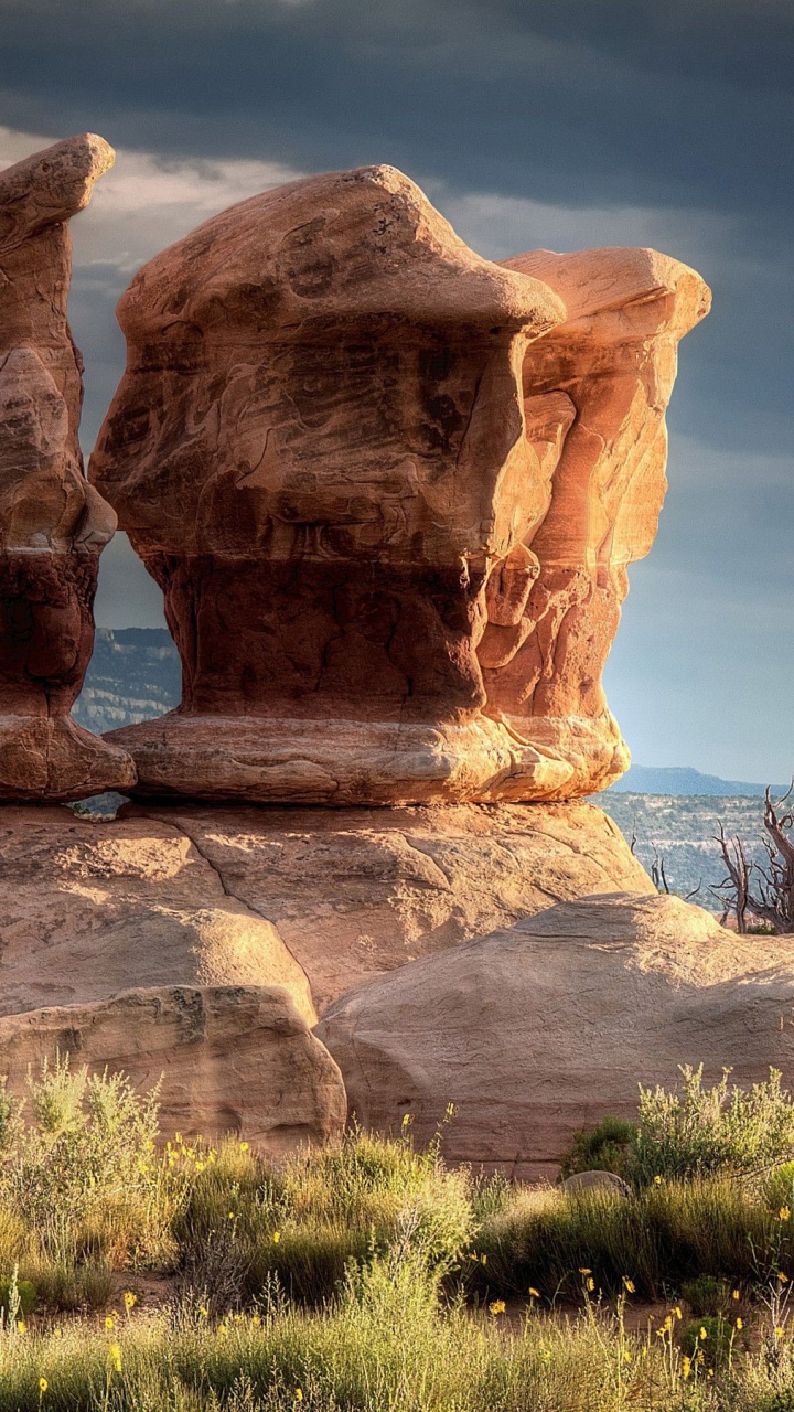 Brown Rock Formation Under Blue Sky During Daytime. Wallpaper in 720x1280 Resolution