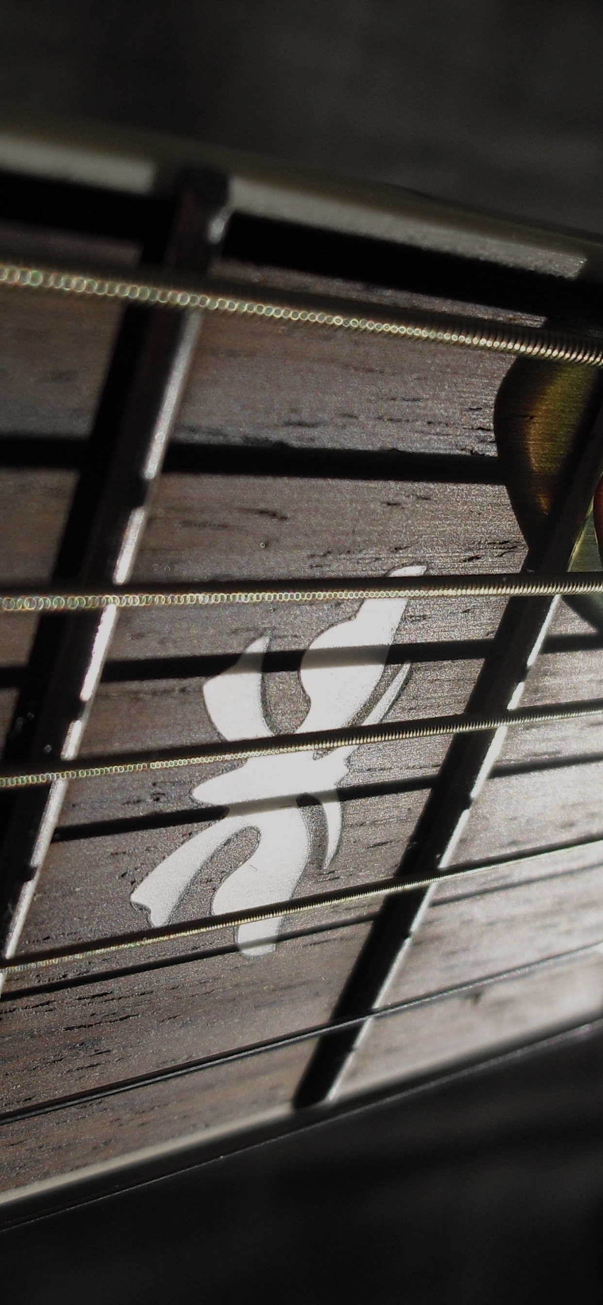 Guitarra, Traste, Luz, Fila, Sica. Wallpaper in 1242x2688 Resolution