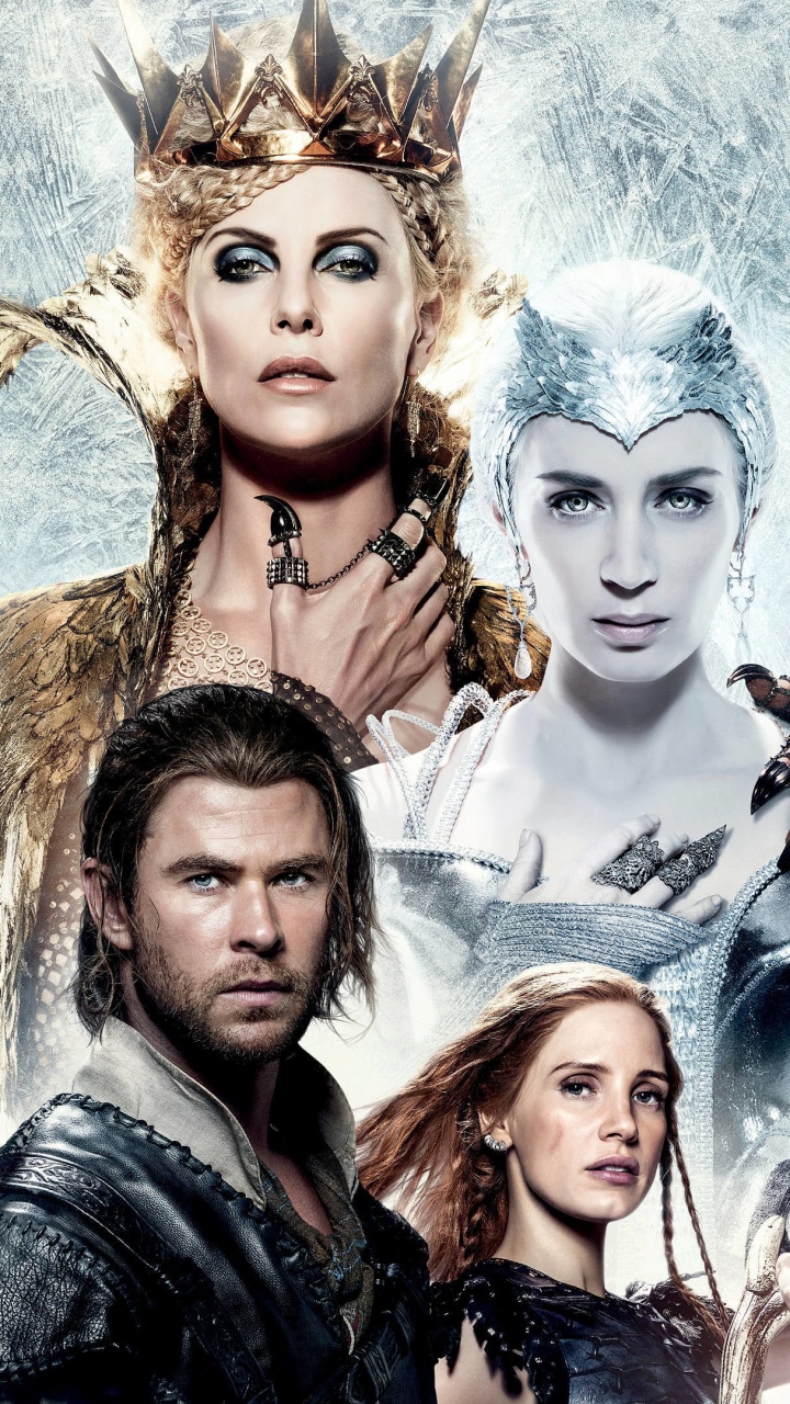 3 Femmes et 2 Hommes en Robe Noire et Blanche. Wallpaper in 720x1280 Resolution