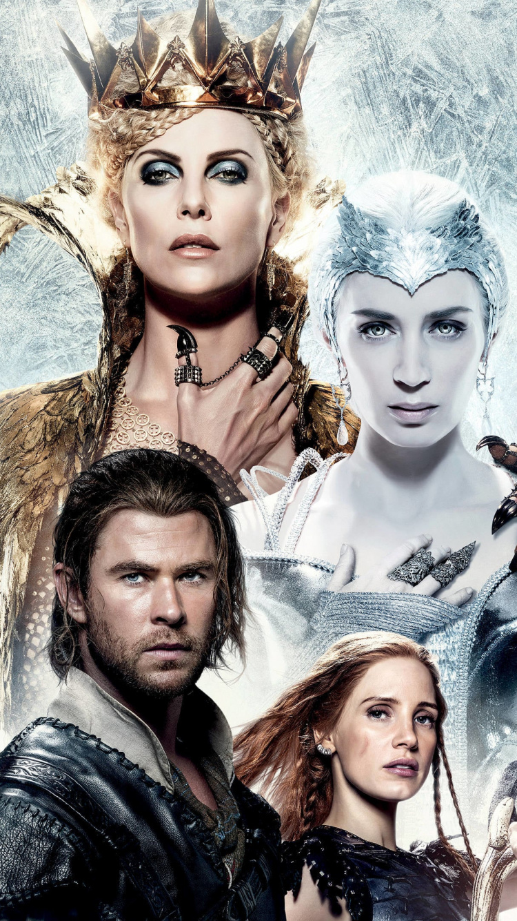 3 Femmes et 2 Hommes en Robe Noire et Blanche. Wallpaper in 750x1334 Resolution