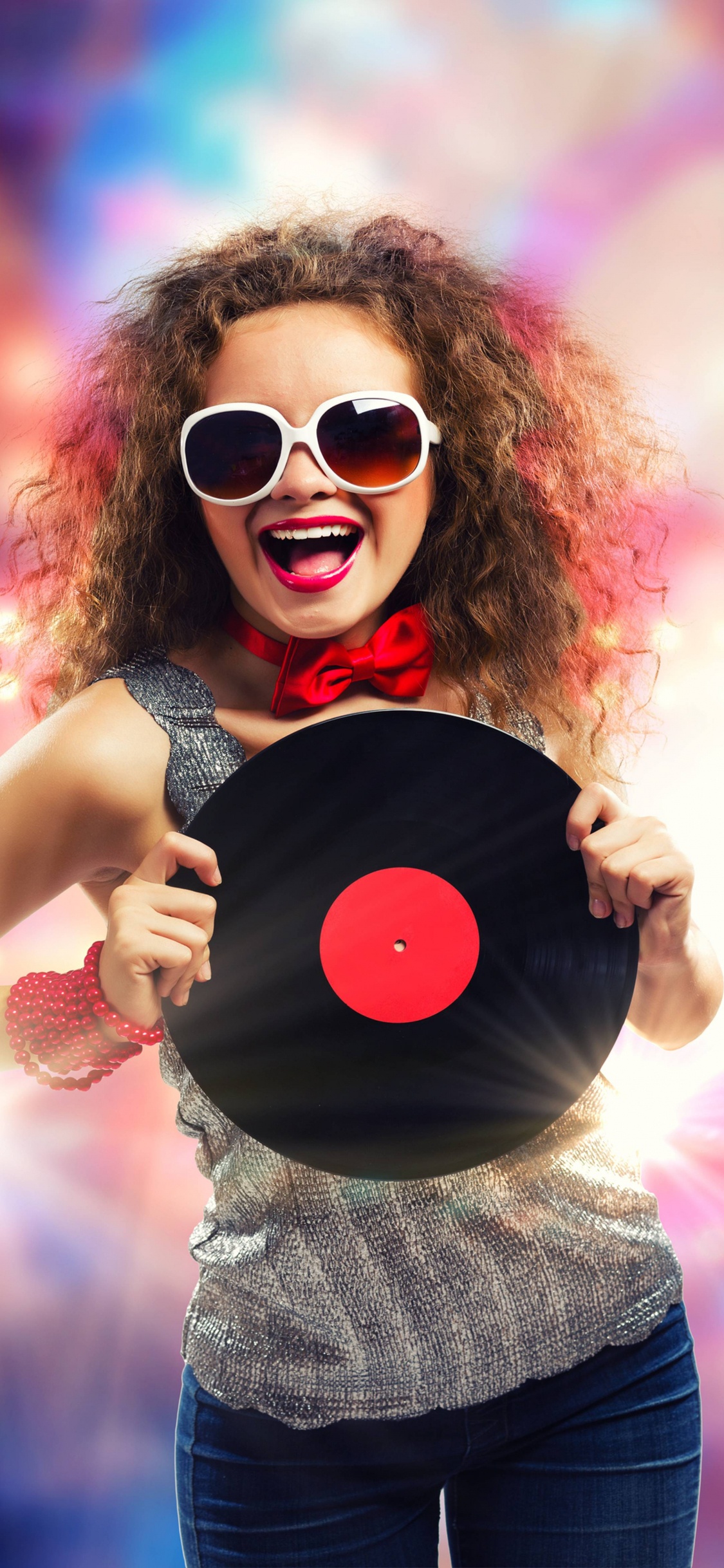 Phonograph Record, Disco, Fun, Music Artist, Performance. Wallpaper in 1125x2436 Resolution