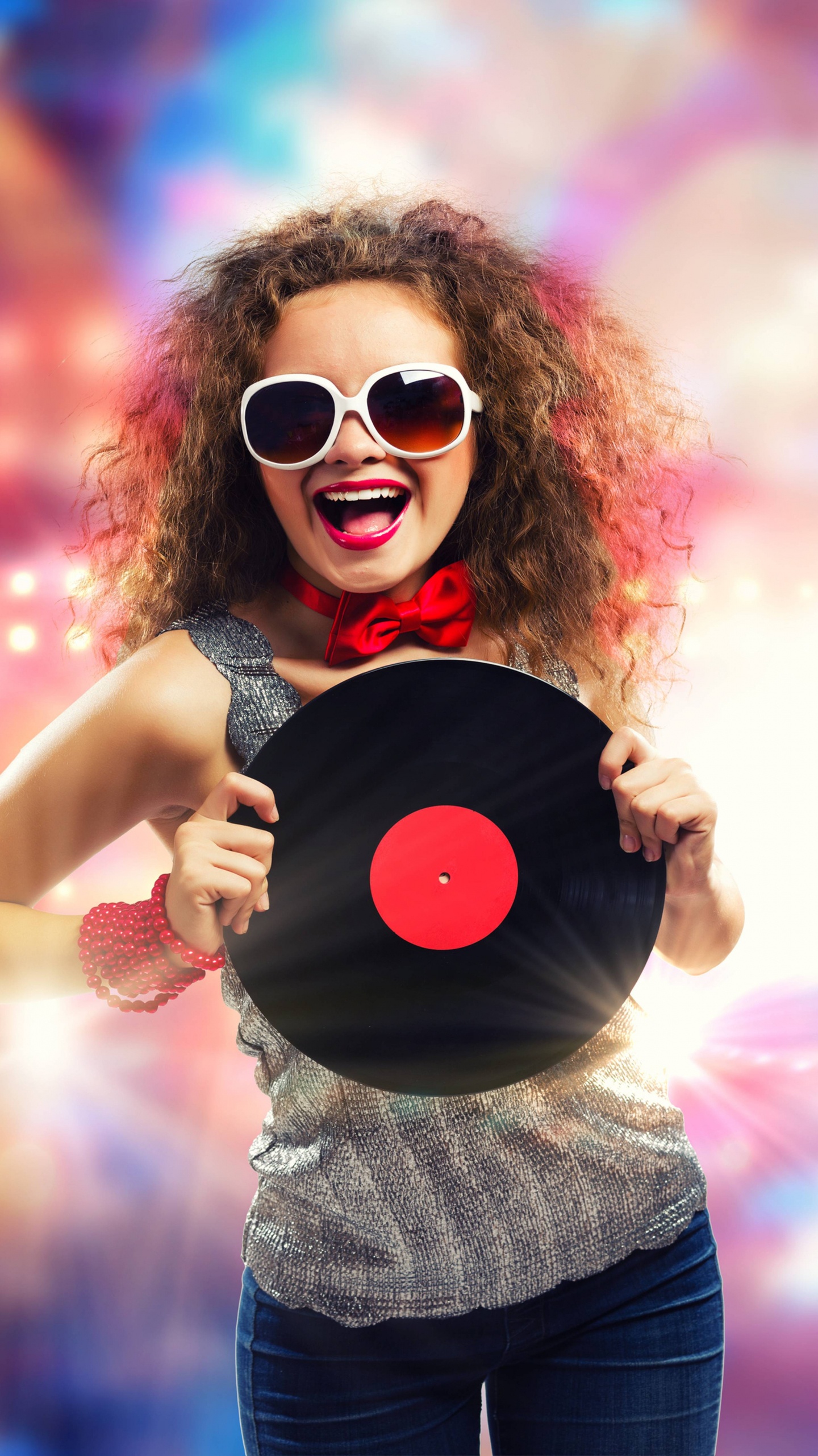 Phonograph Record, Disco, Fun, Music Artist, Performance. Wallpaper in 1440x2560 Resolution