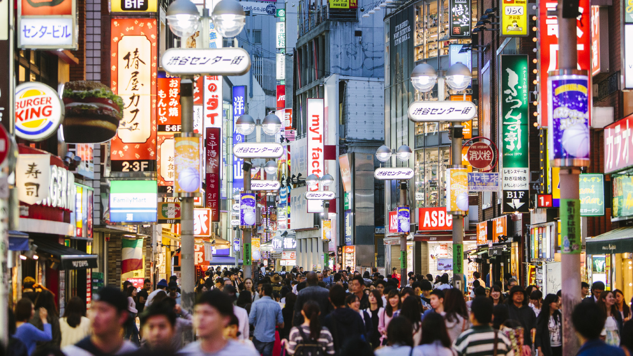 People Walking on Street During Daytime. Wallpaper in 1280x720 Resolution