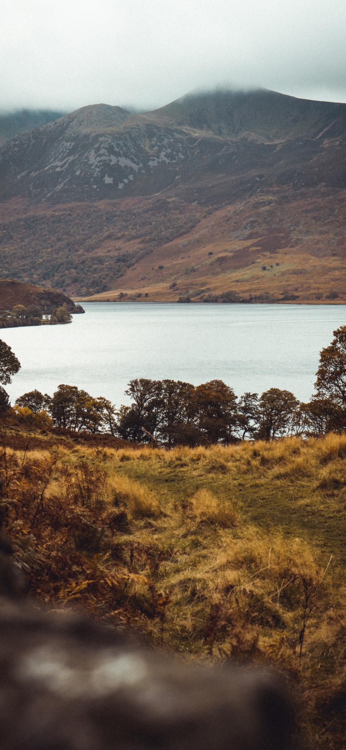 Hochland, Natur, See, Loch, Hill. Wallpaper in 1125x2436 Resolution