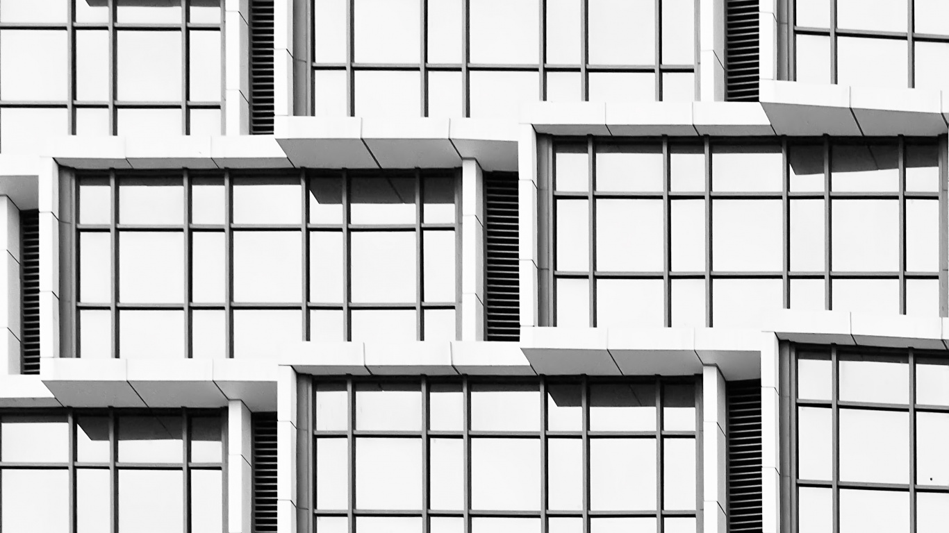 Edificio de Hormigón Blanco Durante el Día. Wallpaper in 1366x768 Resolution