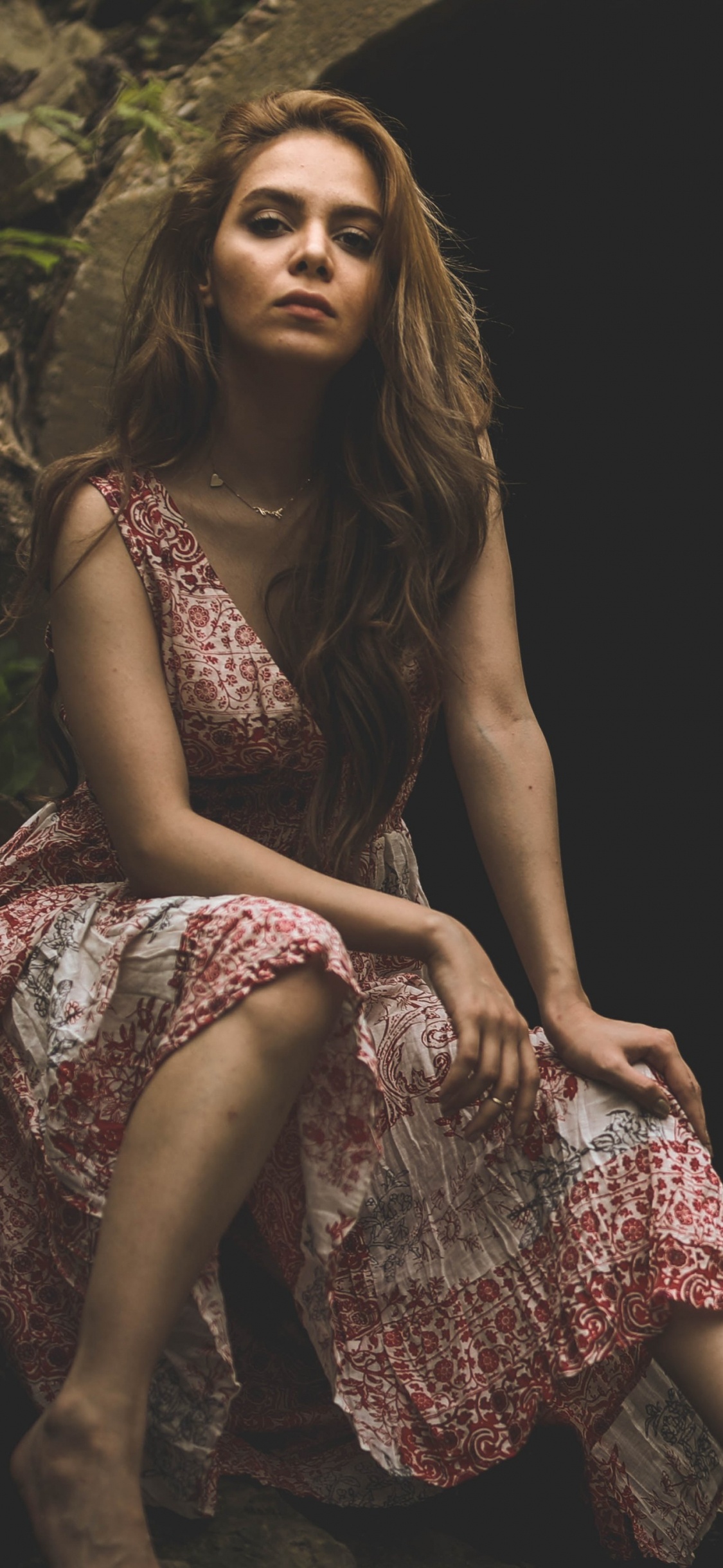 Belleza, Adobe Lightroom, Negativo Digital, Cabello, La Gente en la Naturaleza. Wallpaper in 1125x2436 Resolution