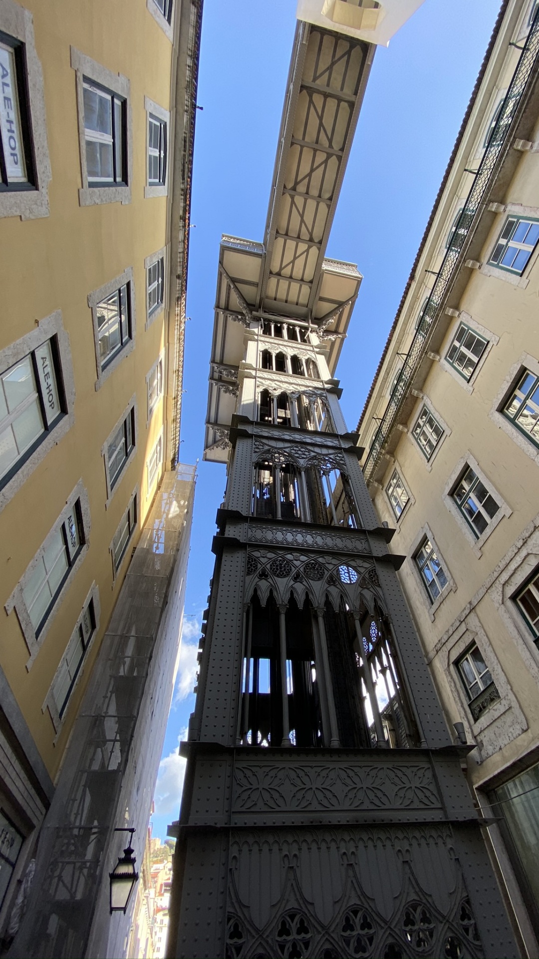 Landmark, Architecture, Facade, Infrastructure, Apartment. Wallpaper in 1080x1920 Resolution