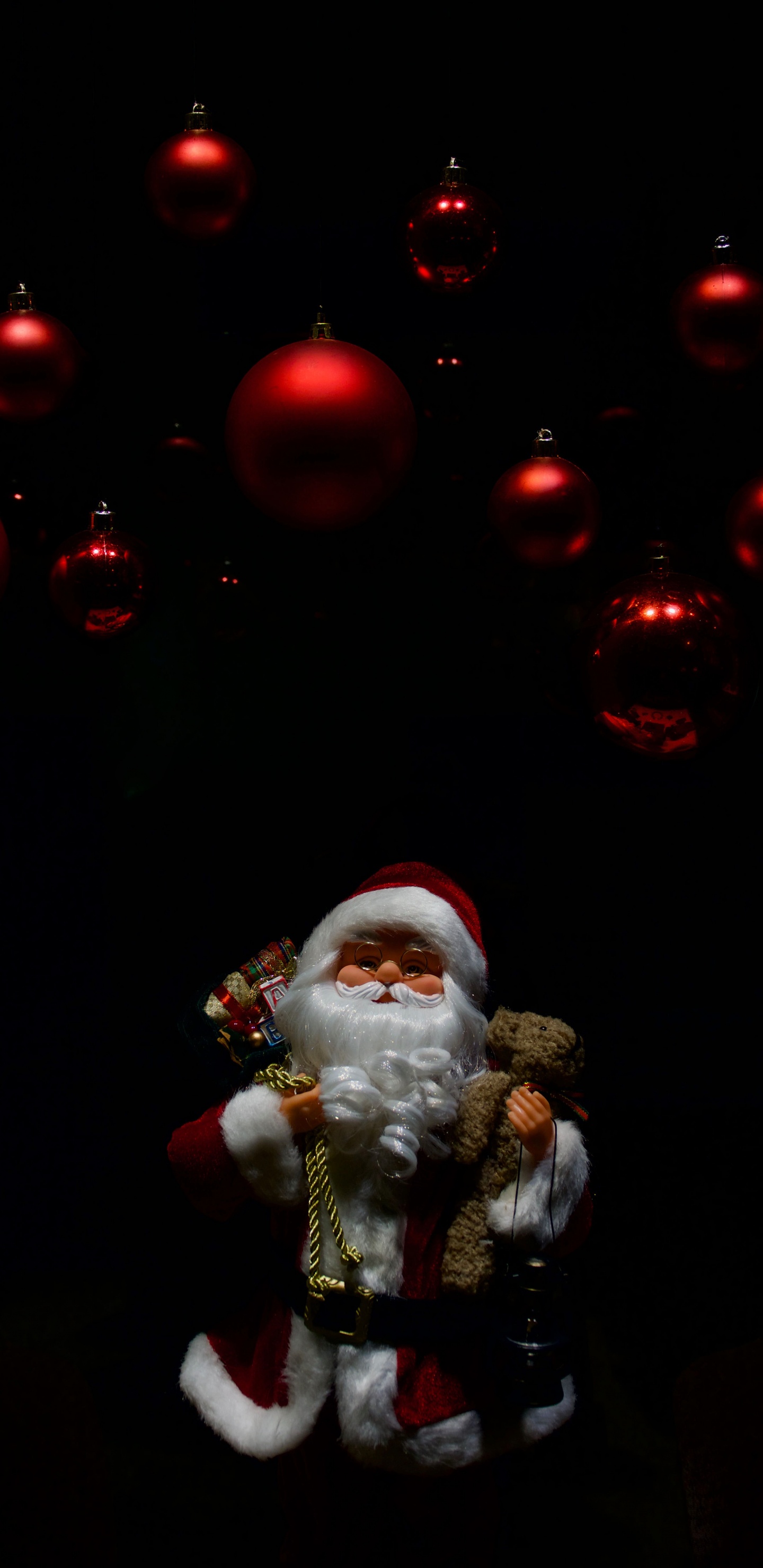 Weihnachten, Weihnachtsmann, Neujahr, Christmas Ornament, Weihnachtsbeleuchtung. Wallpaper in 1440x2960 Resolution