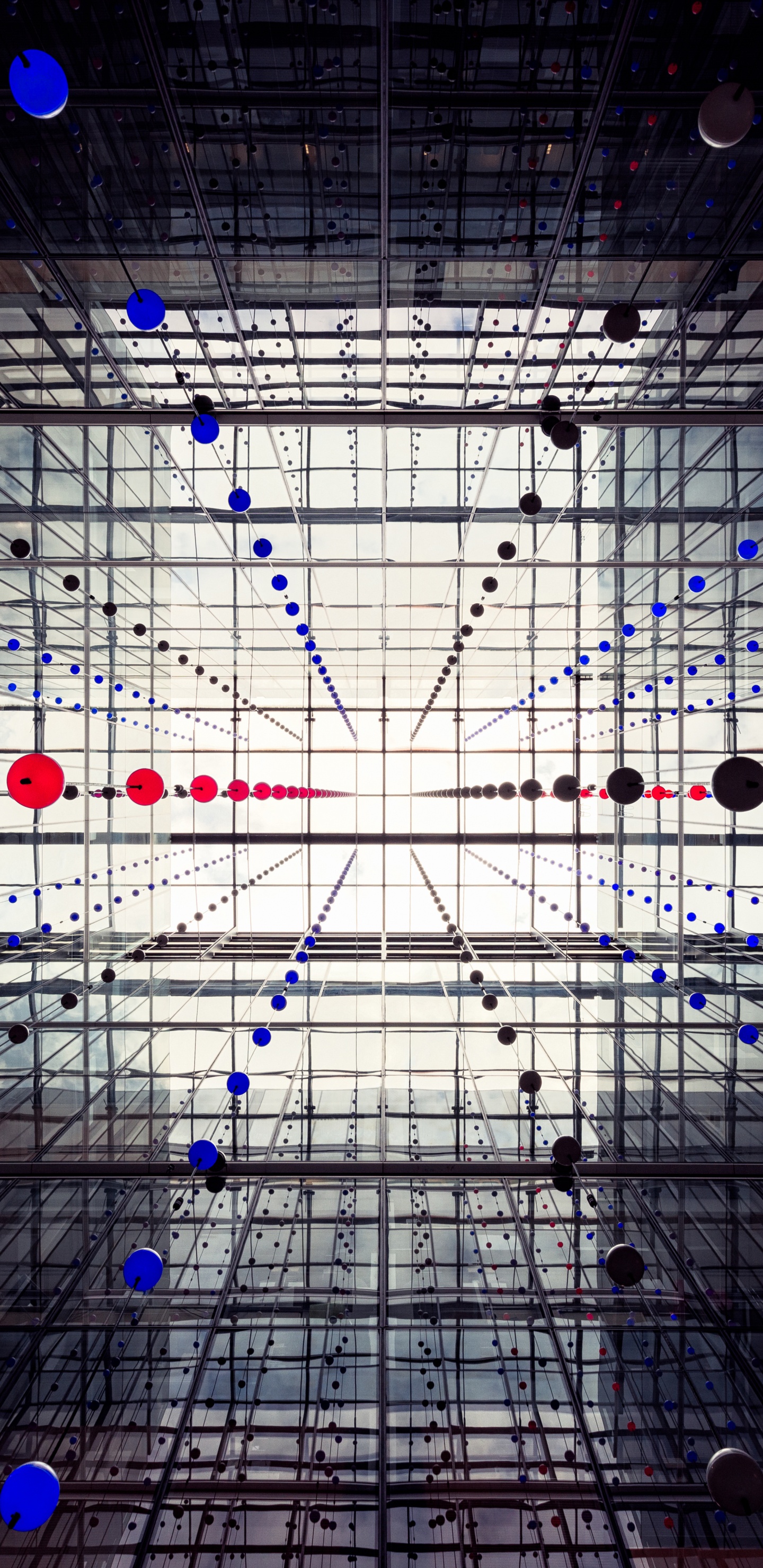 Lámpara Blanca y Roja. Wallpaper in 1440x2960 Resolution