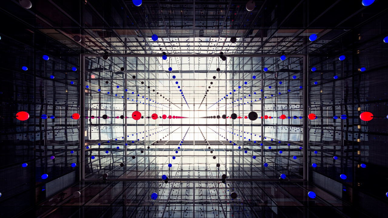 Weiße Und Rote Leuchte. Wallpaper in 1280x720 Resolution