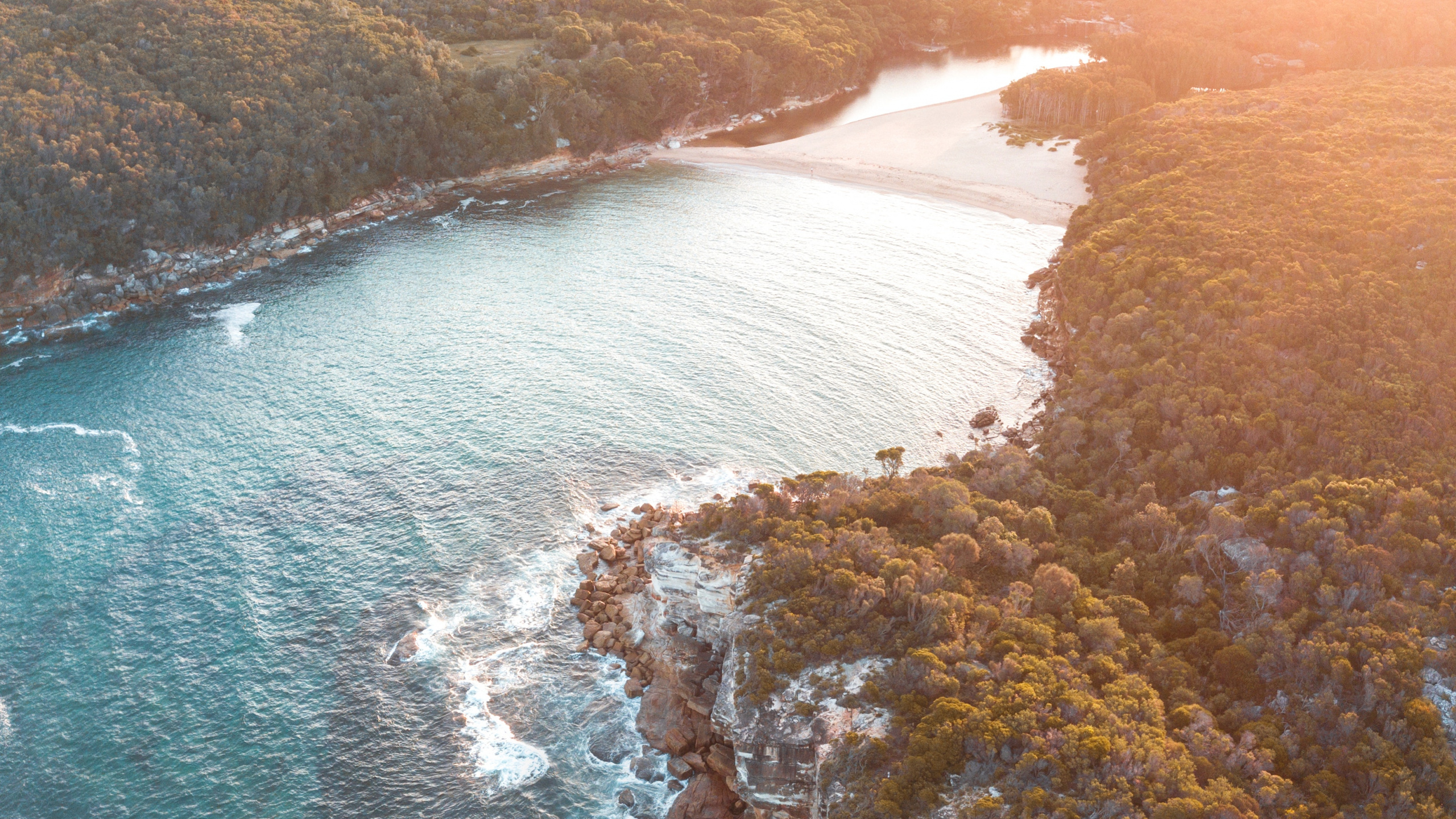 Body of Water, Coast, Water, Sea, Water Resources. Wallpaper in 2560x1440 Resolution