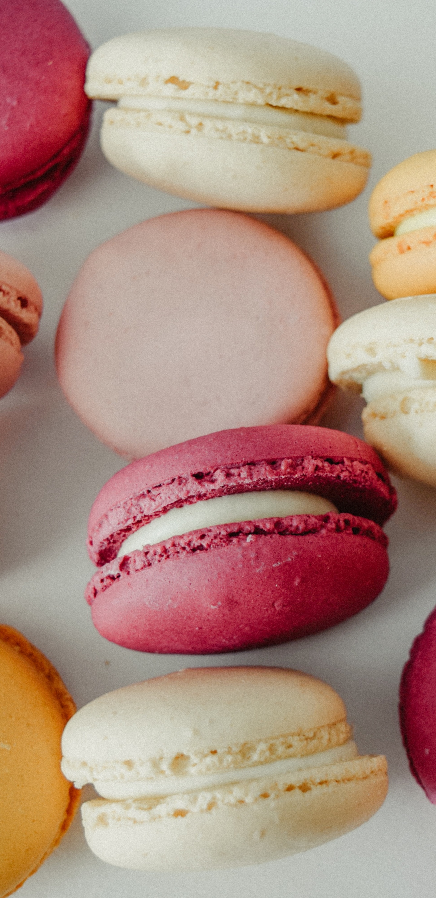 Pink Yellow and White Macaroons. Wallpaper in 1440x2960 Resolution