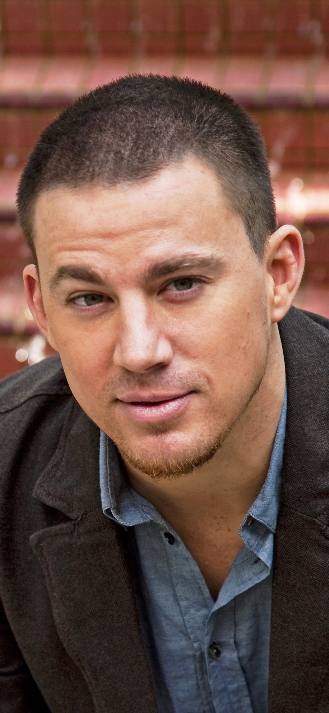 Channing Tatum, Actor, Entrecejo, Album, Compositor. Wallpaper in 1125x2436 Resolution