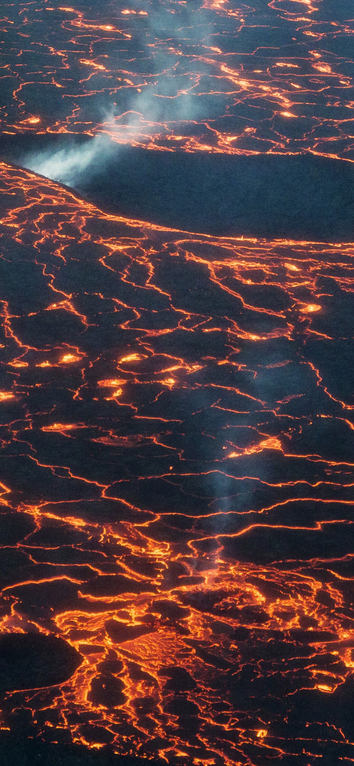 Pintura Abstracta Marrón y Negra. Wallpaper in 1242x2688 Resolution