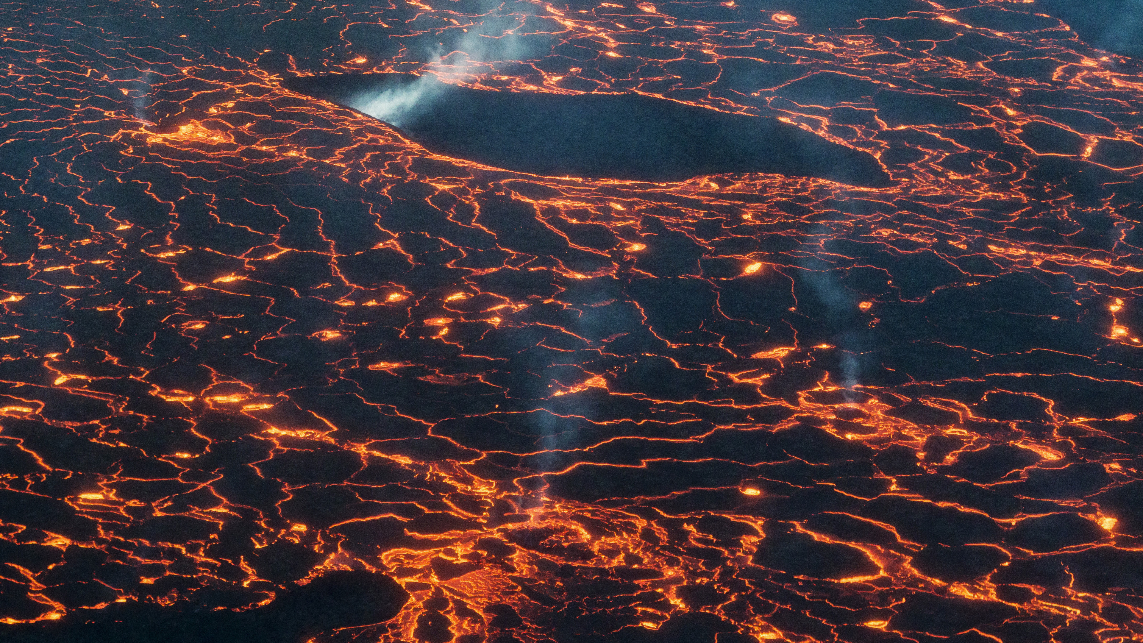 Peinture Abstraite Brune et Noire. Wallpaper in 3840x2160 Resolution