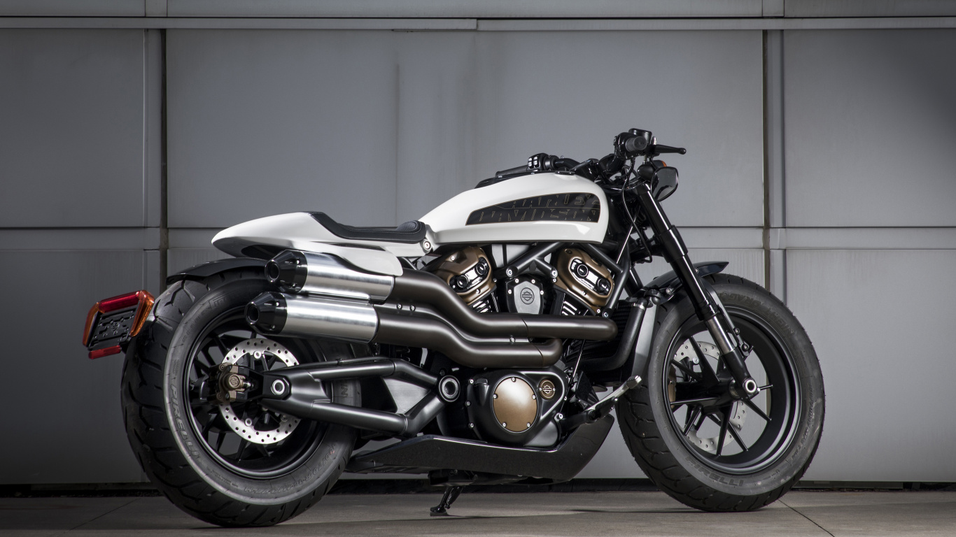 White and Black Sports Bike. Wallpaper in 1366x768 Resolution