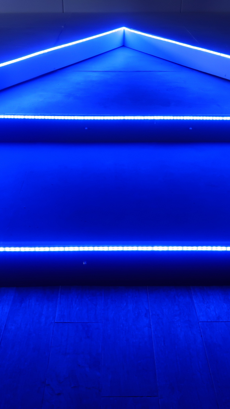 Blue Slide on Blue Slide. Wallpaper in 750x1334 Resolution