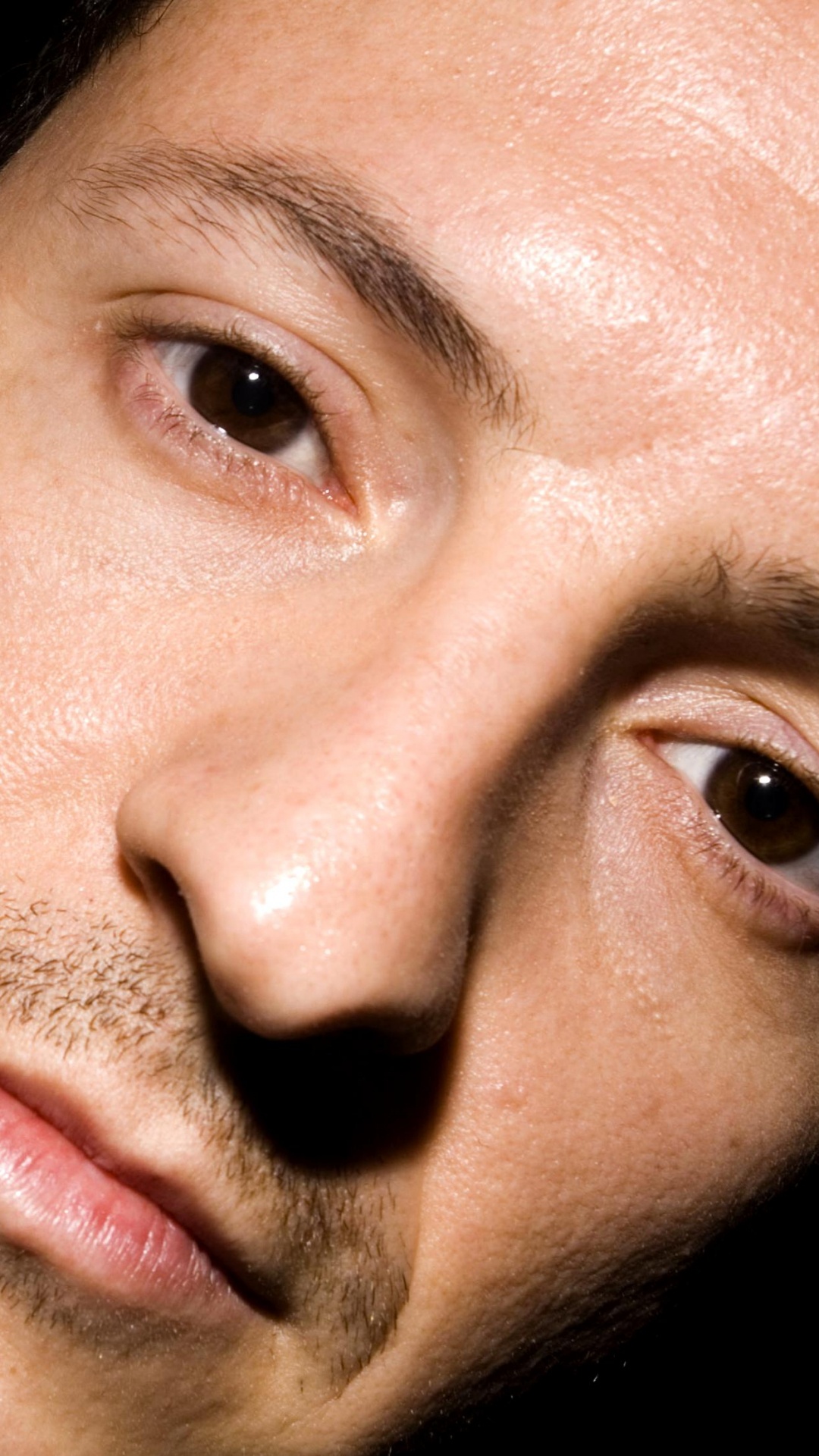 Chester Bennington, Linkin Park, Lead Vocals, Face, Eyebrow. Wallpaper in 1080x1920 Resolution