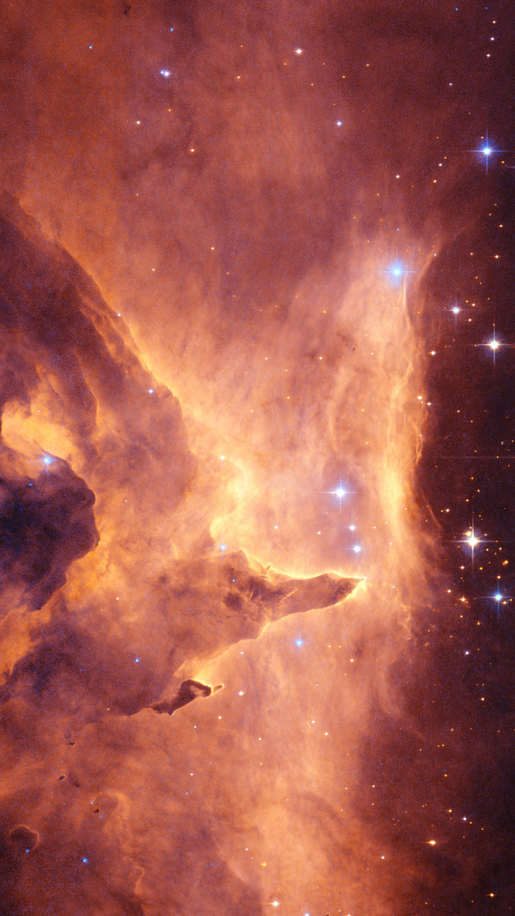 Fuegos Artificiales Blancos en el Cielo Durante la Noche.. Wallpaper in 750x1334 Resolution