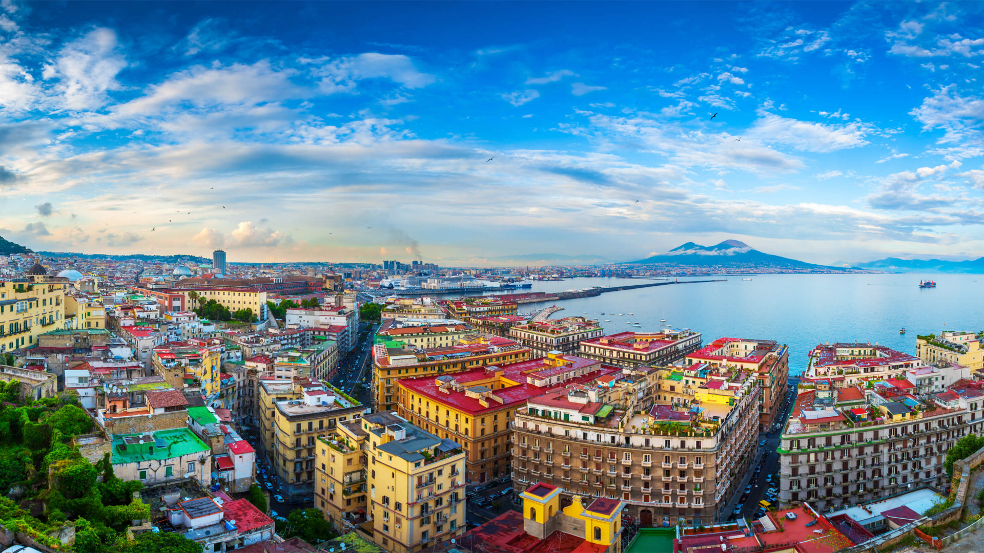 Vista Aérea de Los Edificios de la Ciudad Cerca Del Cuerpo de Agua Durante el Día.. Wallpaper in 1920x1080 Resolution